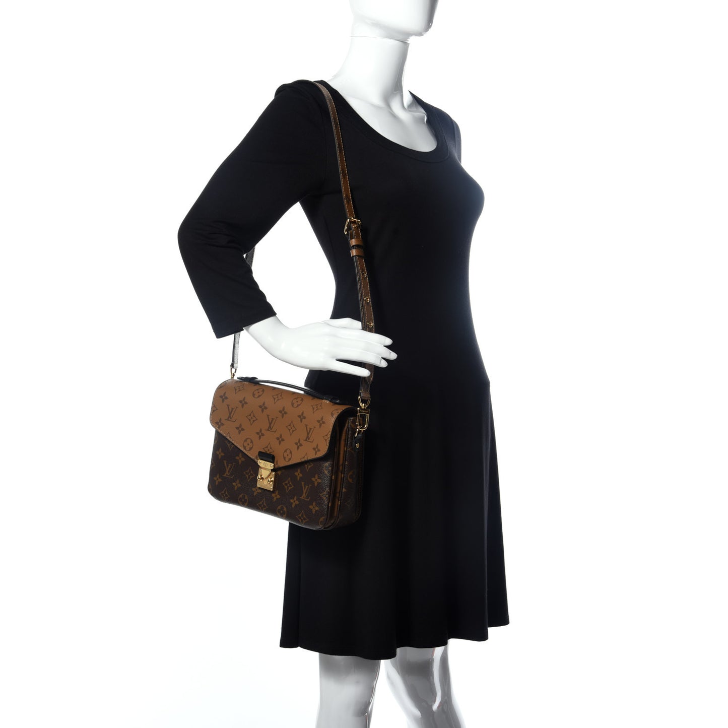 Reverse Monogram Pochette Metis