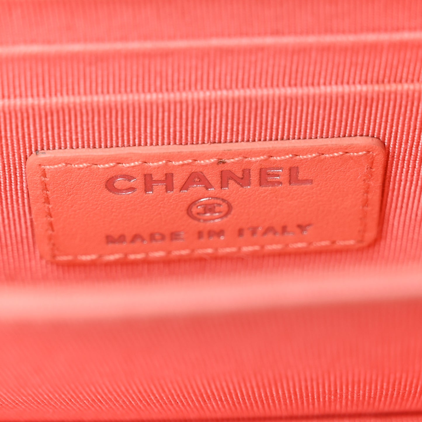 Caviar Quilted Mini Wallet On Chain WOC Coral