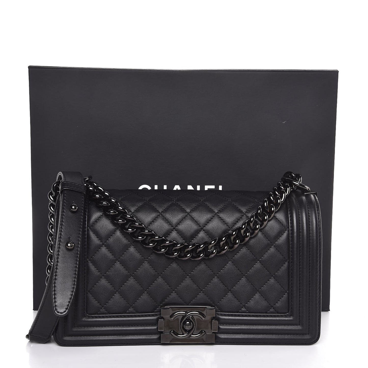 Calfskin Quilted Medium Boy Flap So Black