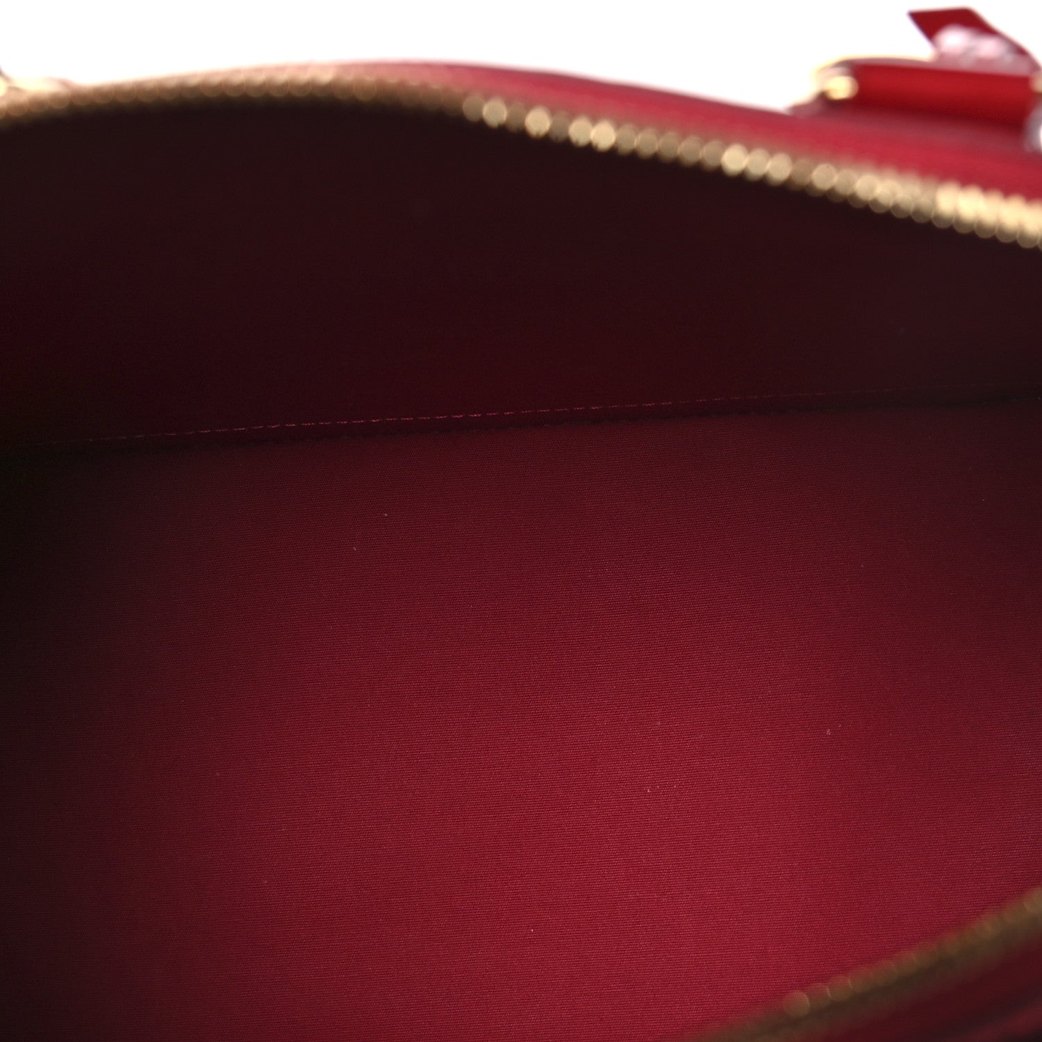 Louis Vuitton Vernis Alma PM Pomme D'Amour 5 of 9