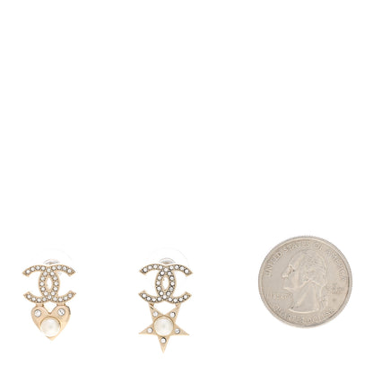 Chanel Crystal Pearl Charming Winter CC Star Heart Earrings Gold 2 of 5
