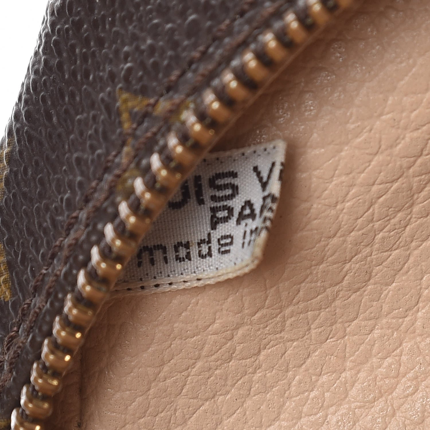 Louis Vuitton Monogram Trousse Toilette 23 9 of 10