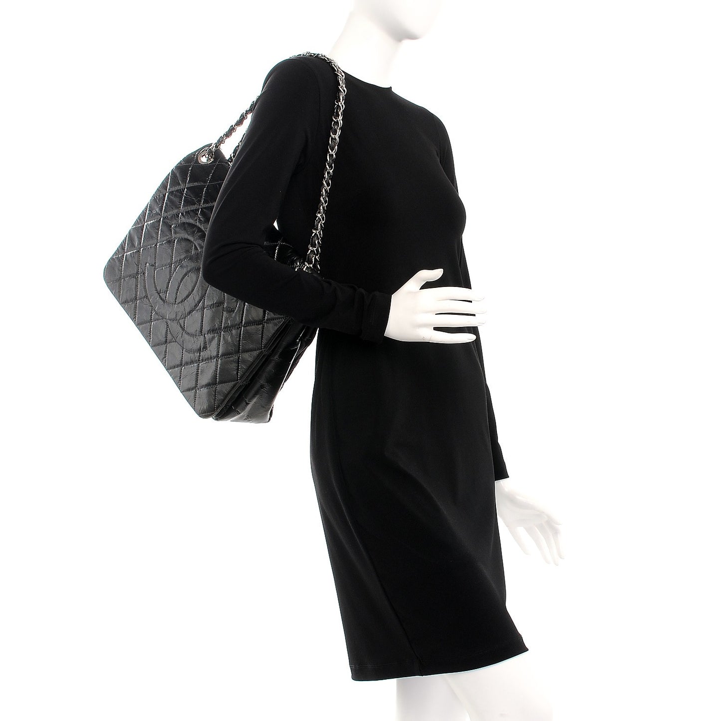 Glazed Calfskin Quilted CC Messenger Bag Black