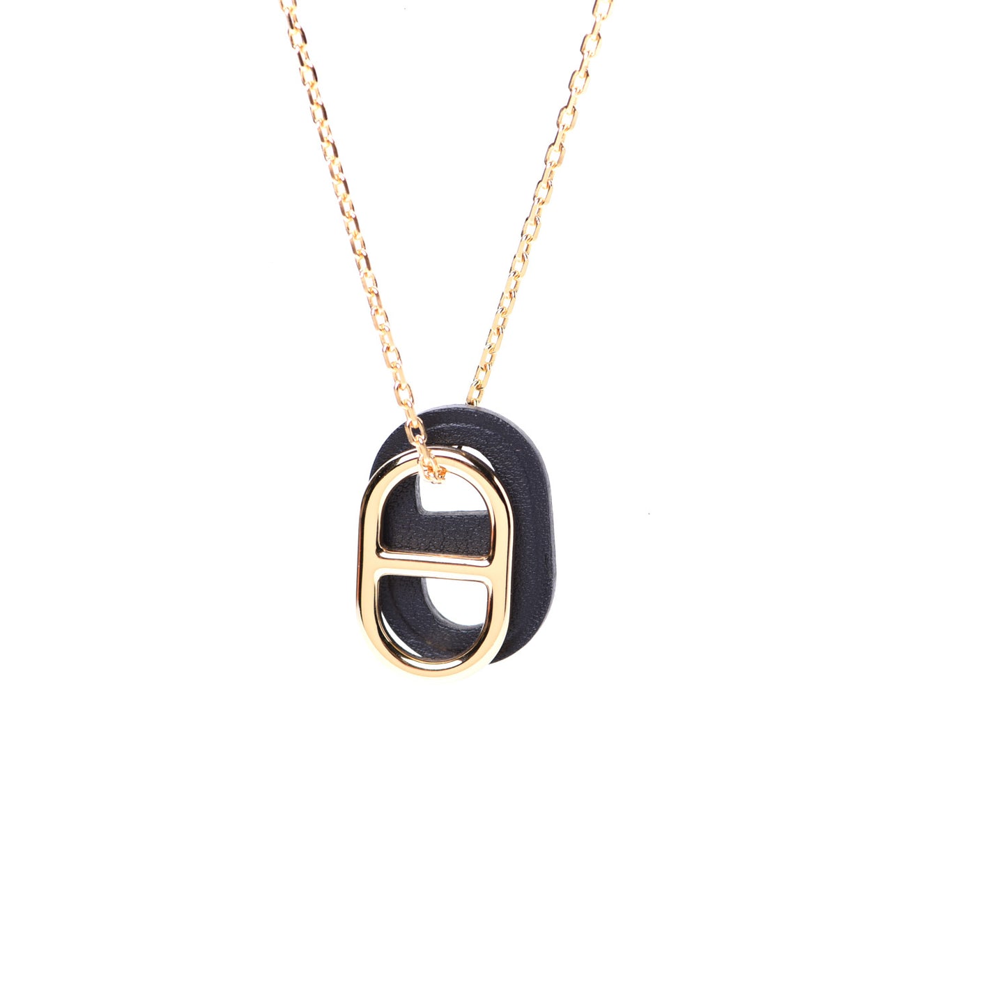 Swift O'Maillon Pendant Necklace Black