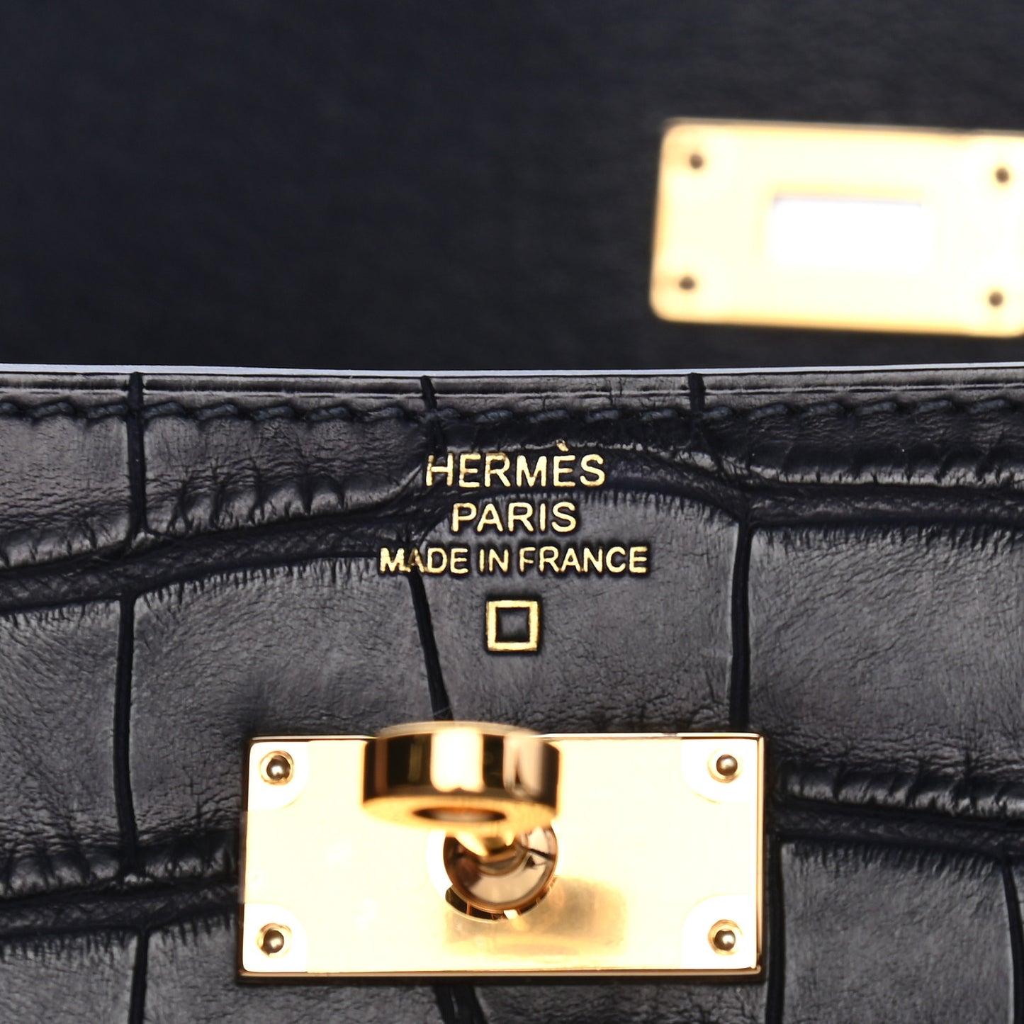 Matte Alligator Kelly Wallet To Go Bleu Indigo