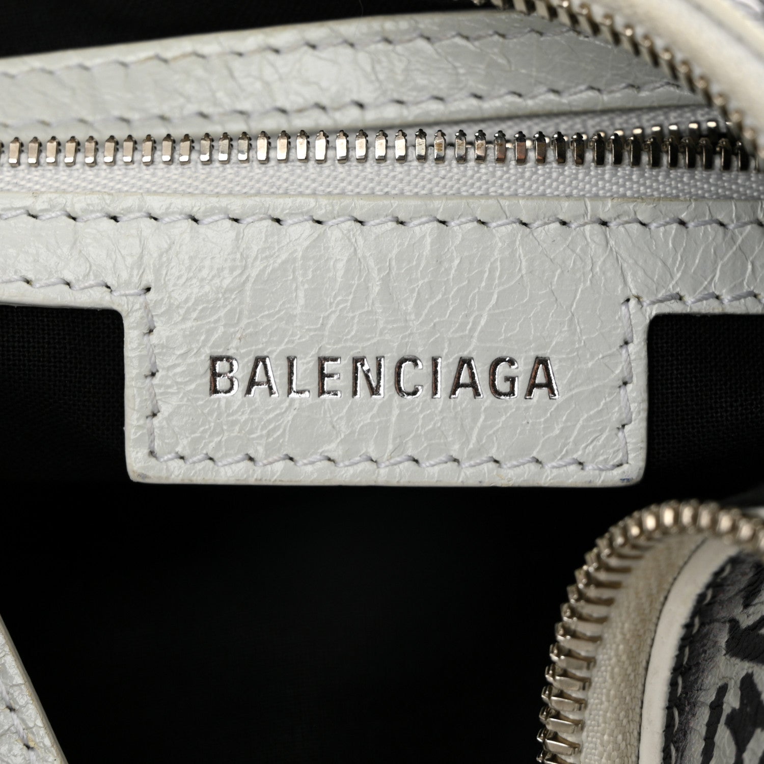 Balenciaga Agneau Arena Graffiti Small Le Cagole Shoulder Bag White Black 7 of 12
