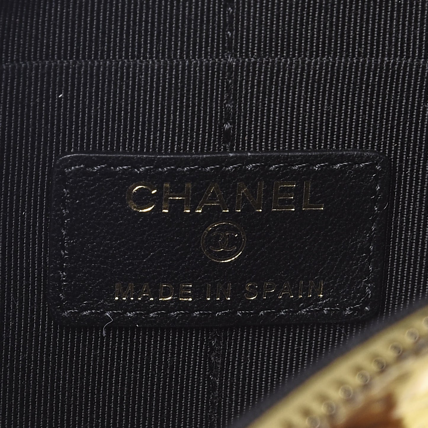 Calfskin Crocodile Embossed Cocodile Pouch With Chain Handle Gold