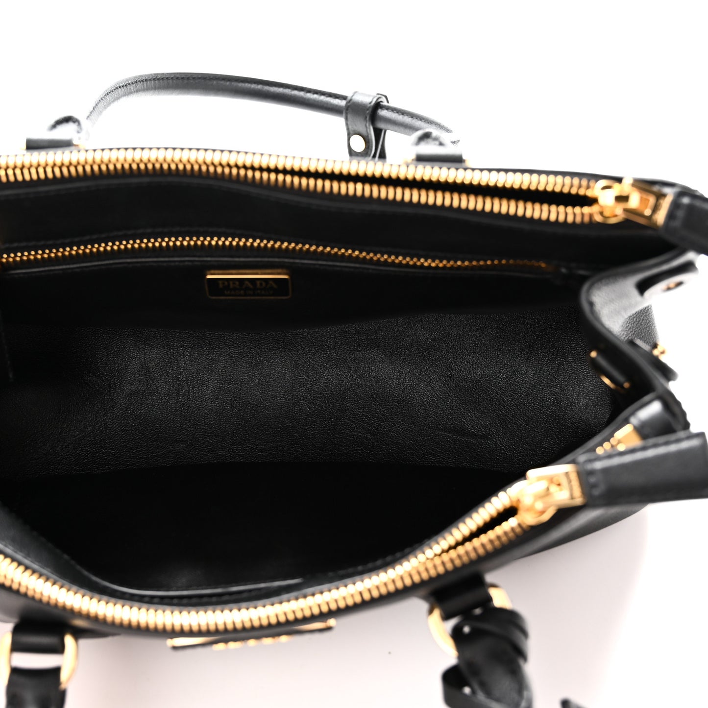 Soft Grain Medium East West Galleria Double Zip Bag Black