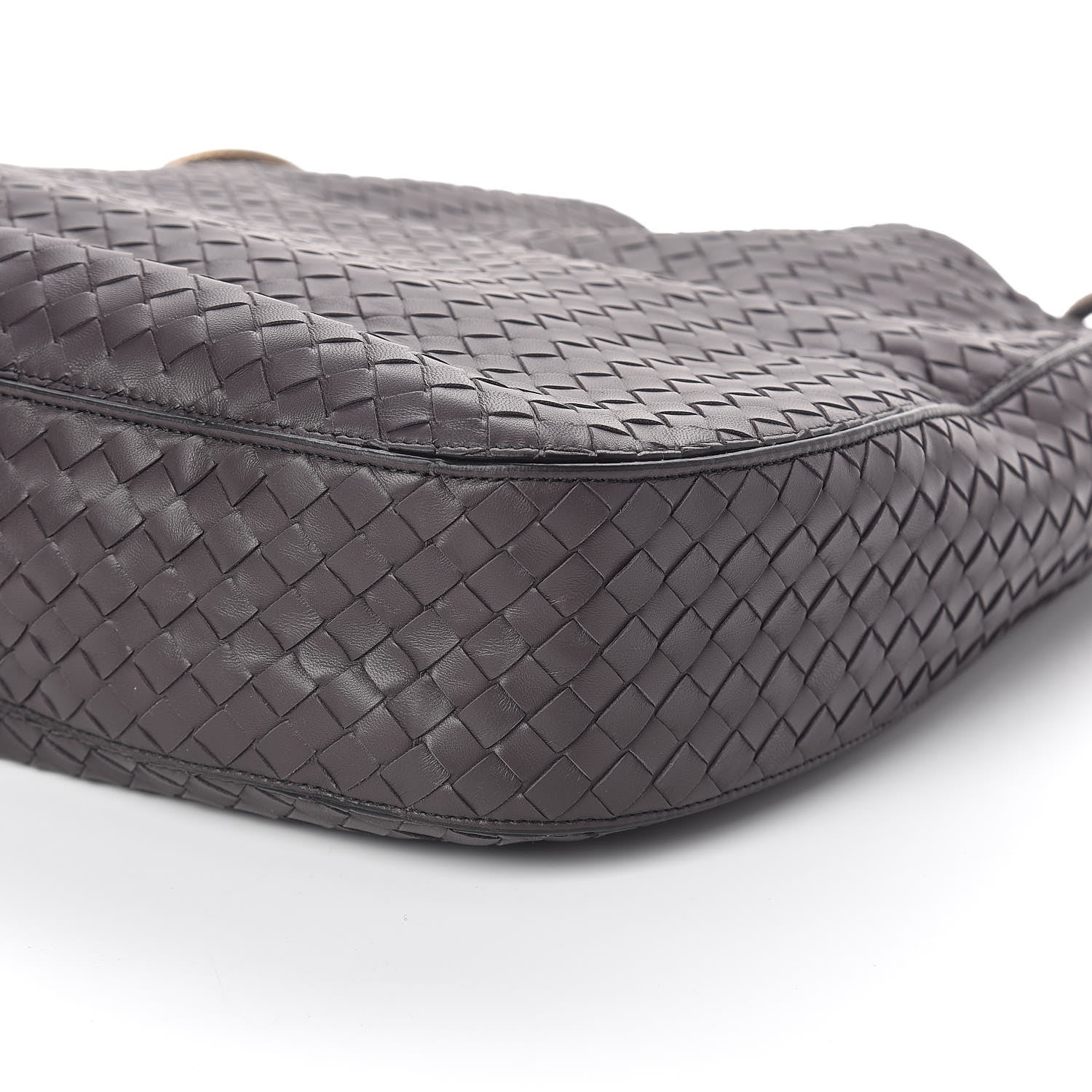 Bottega Veneta Nappa Intrecciato Medium Loop Quetsche 9 of 9