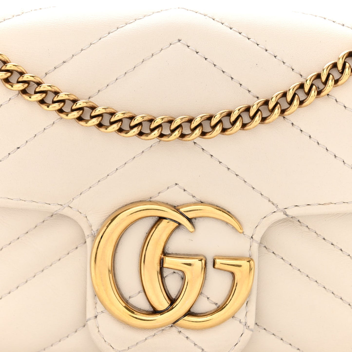 Calfskin Matelasse Super Mini GG Marmont Shoulder Bag White