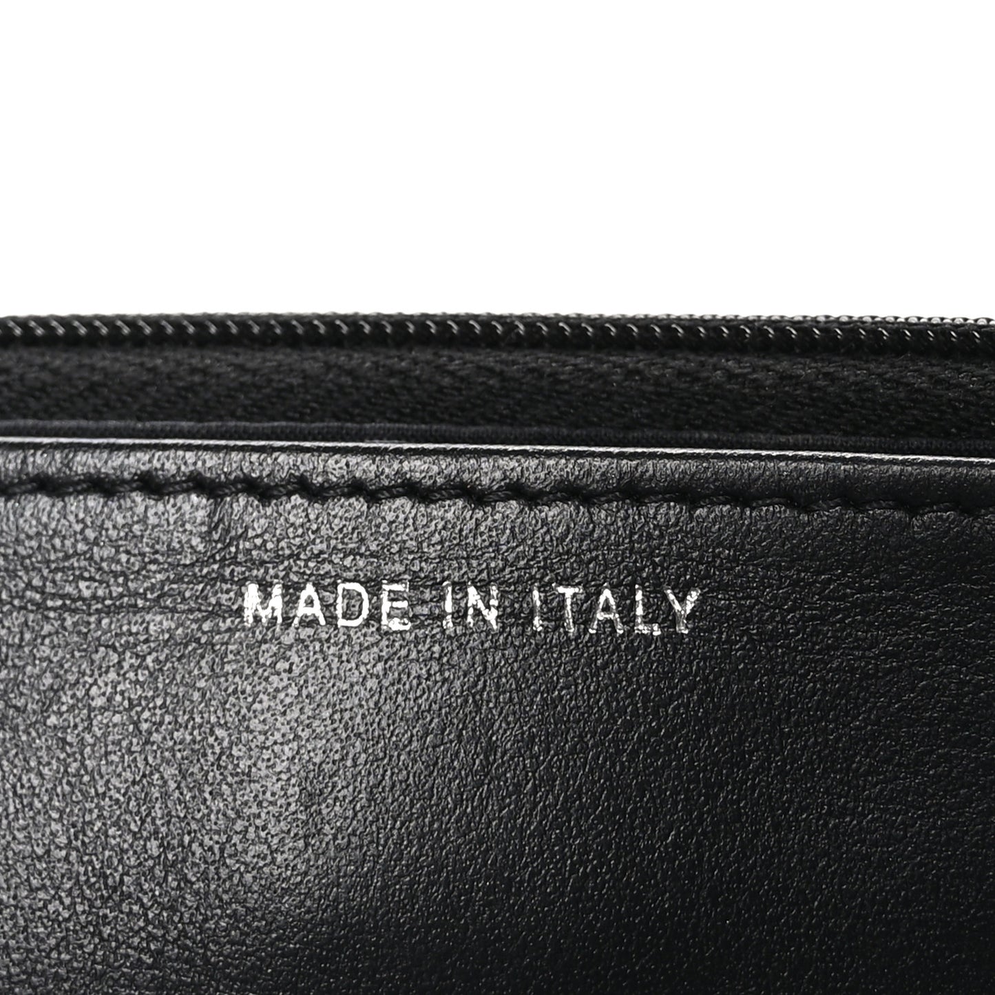Caviar Quilted CC Logo Wallet on Chain WOC Black