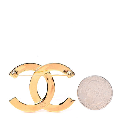 Chanel Metal Paris Button CC Large Brooch Gold 2 of 4