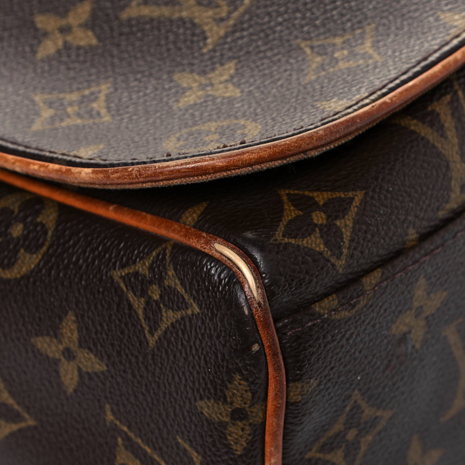 Louis Vuitton Monogram Abbesses Messenger Bag 8 of 24