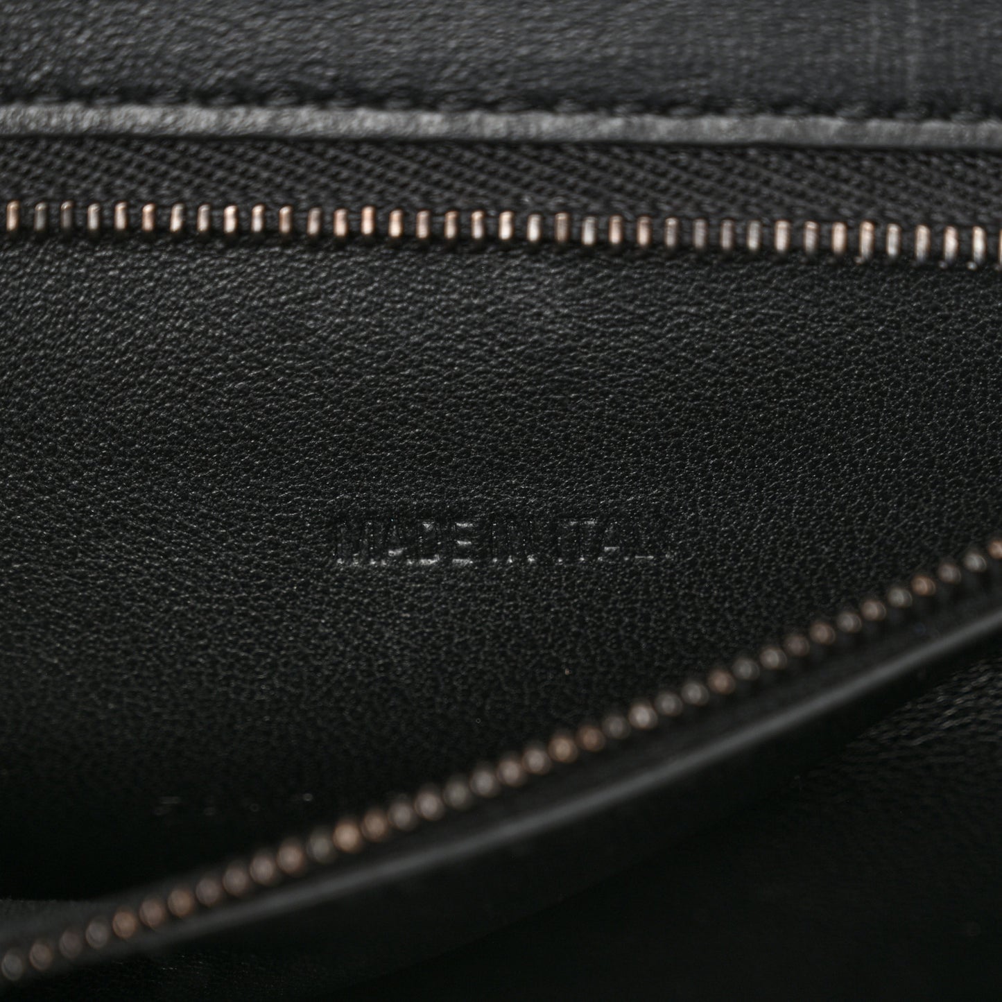 Shiny Calfskin Monochrome Crocodile Embossed Small Hourglass Top Handle Bag Black