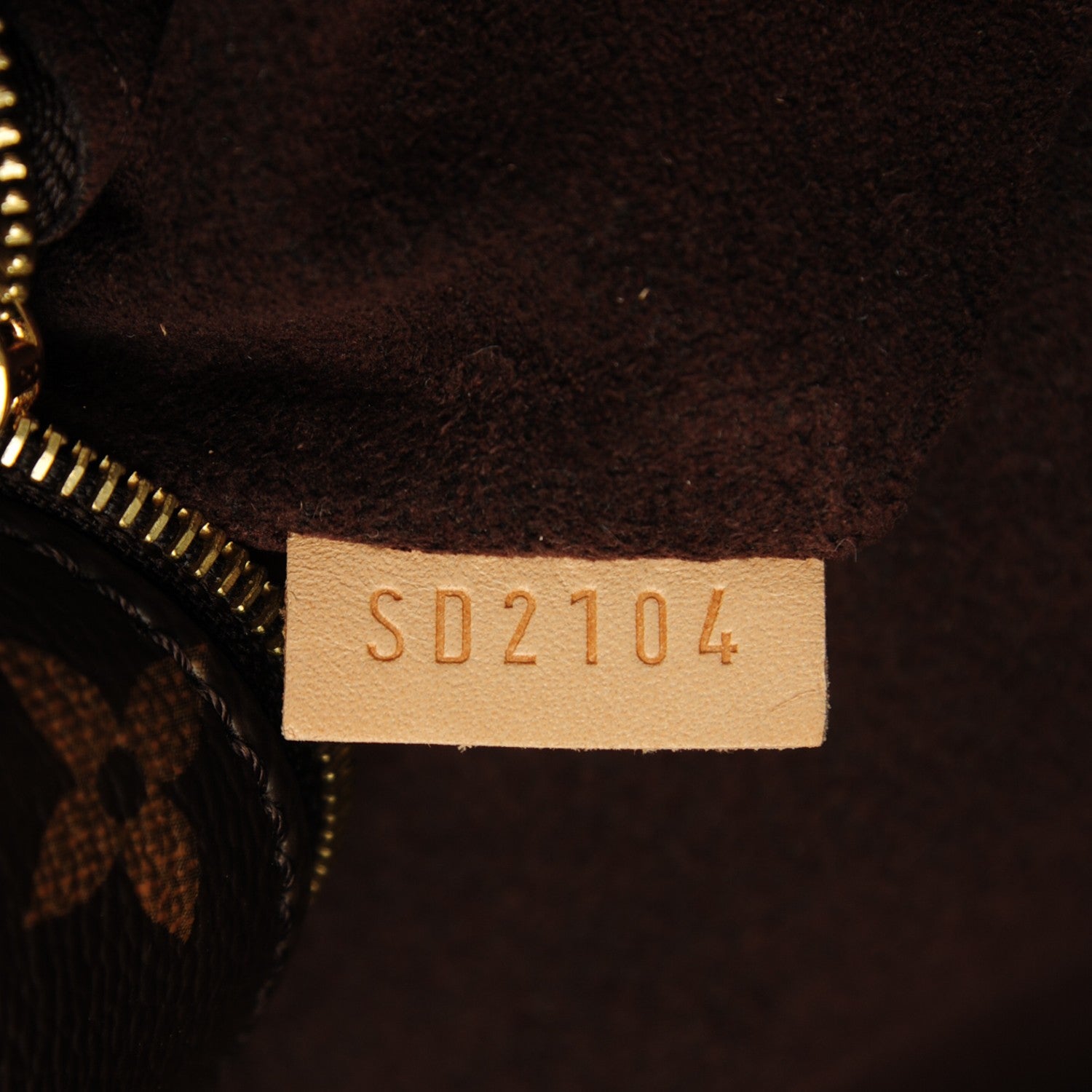 Louis Vuitton Monogram Metis 6 of 9