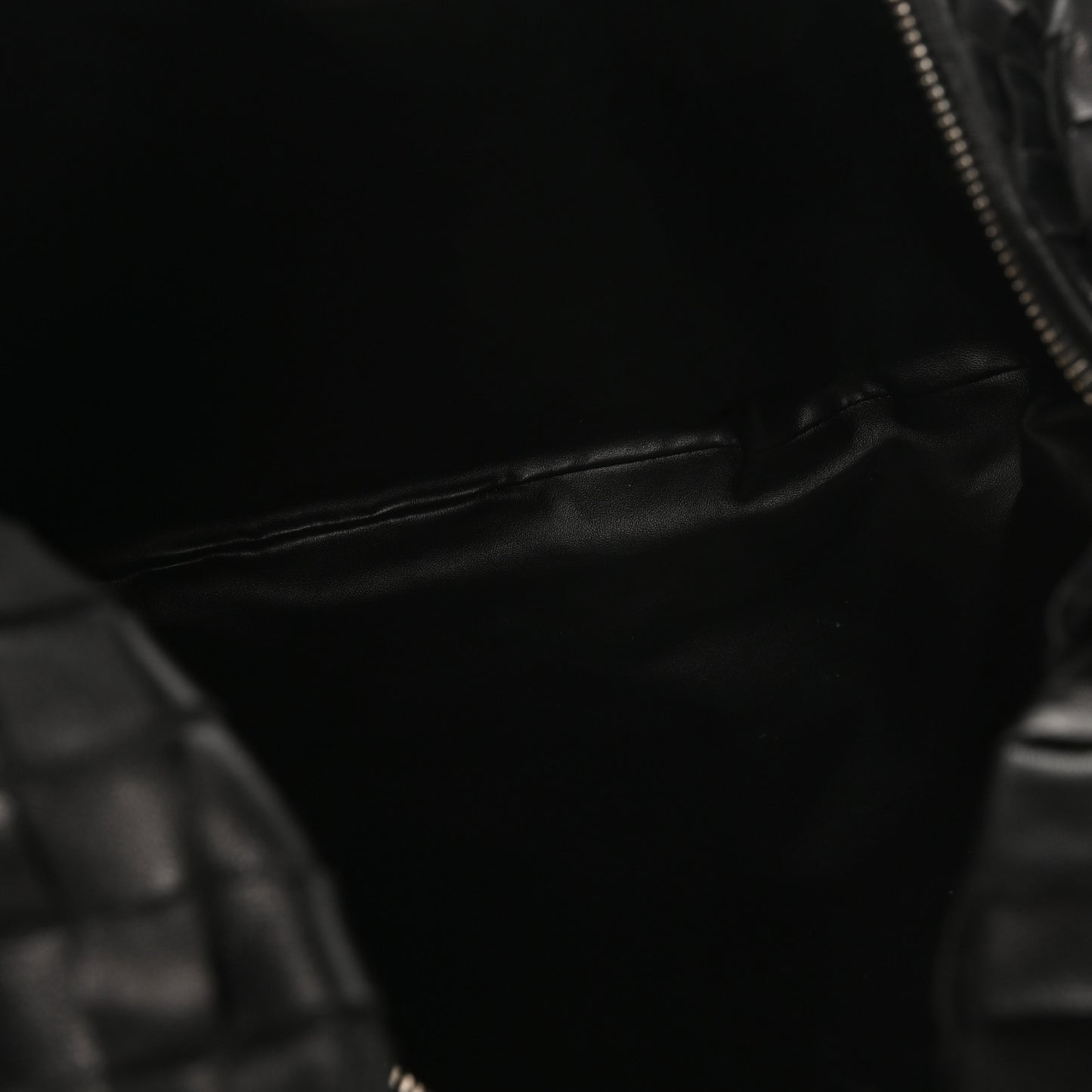 Nappa Intrecciato Medium Jodie Black