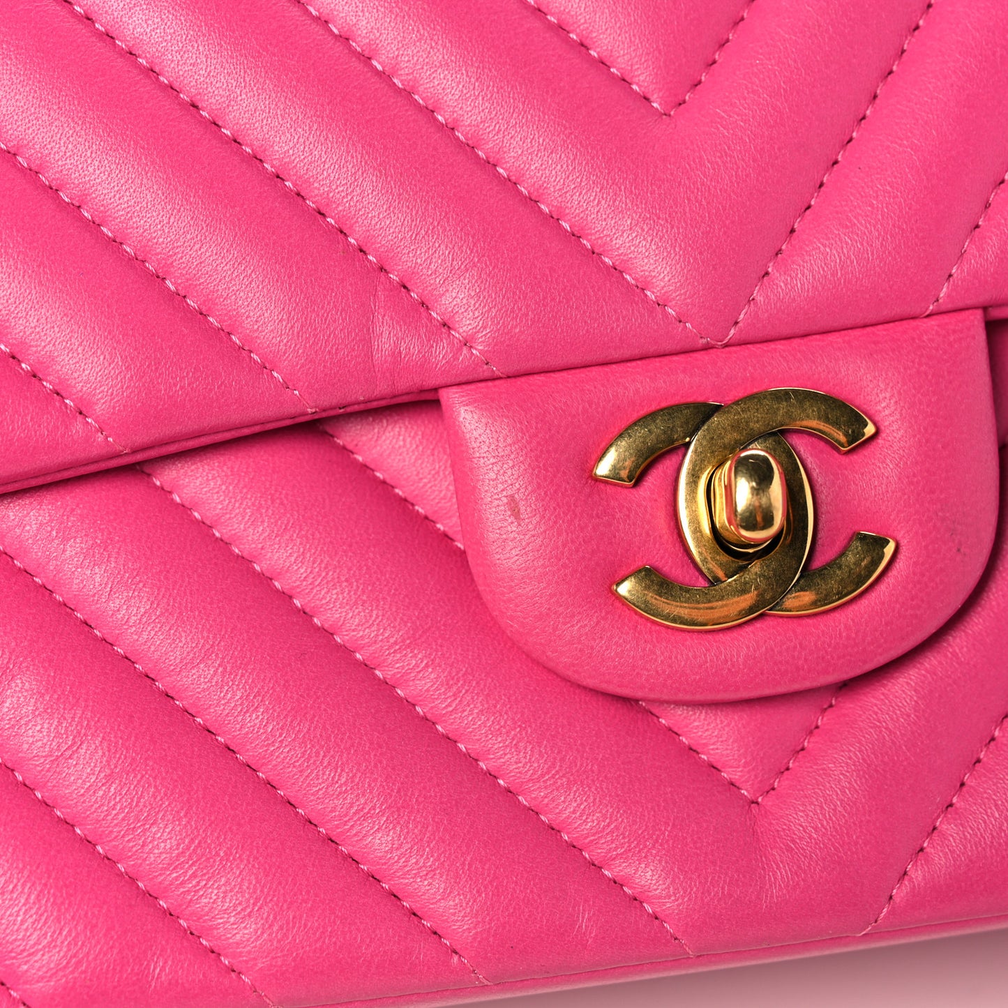 Lambskin Chevron Quilted Medium Double Flap Pink