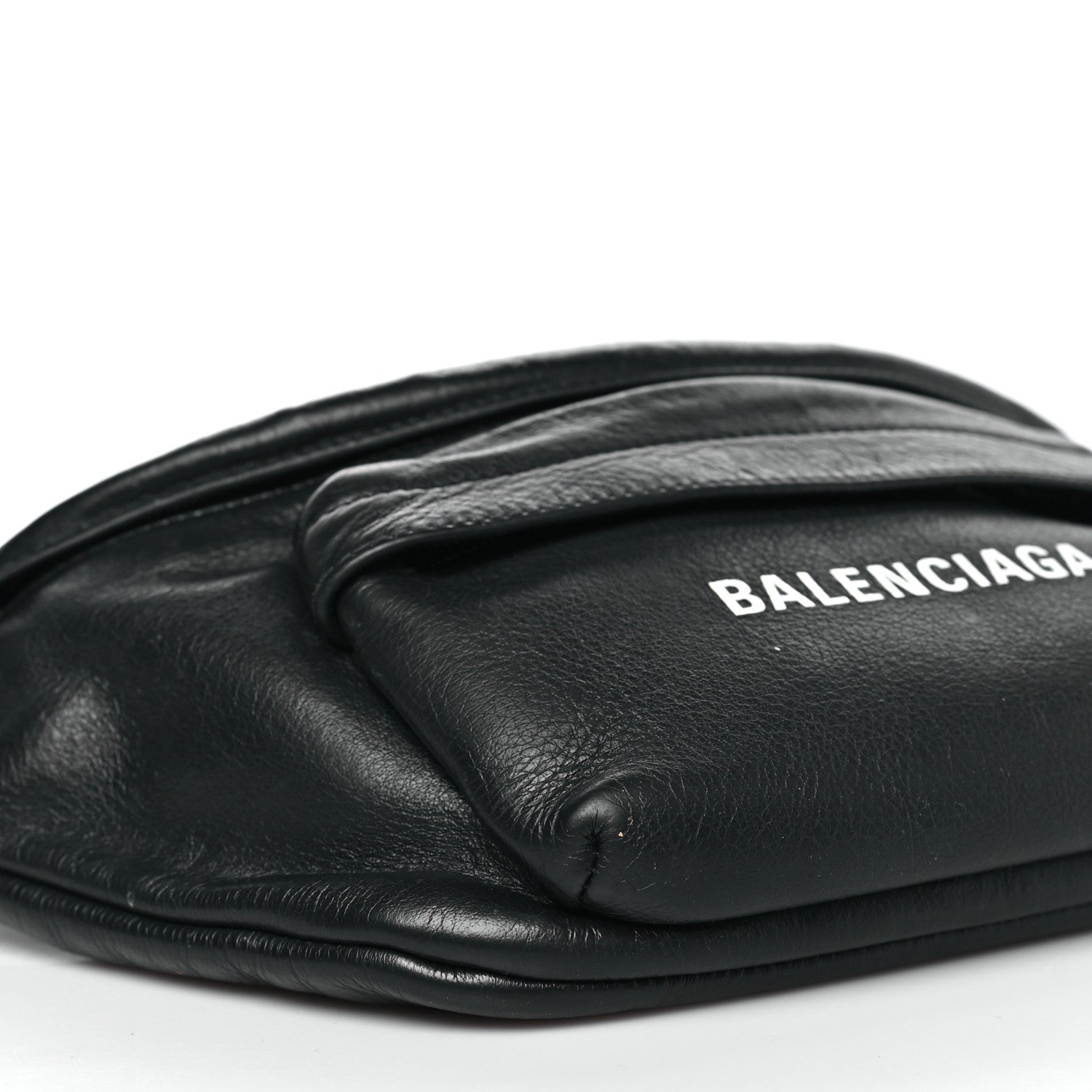 Balenciaga Smooth Calfskin Logo Large Everyday Beltpack Black White 9 of 11