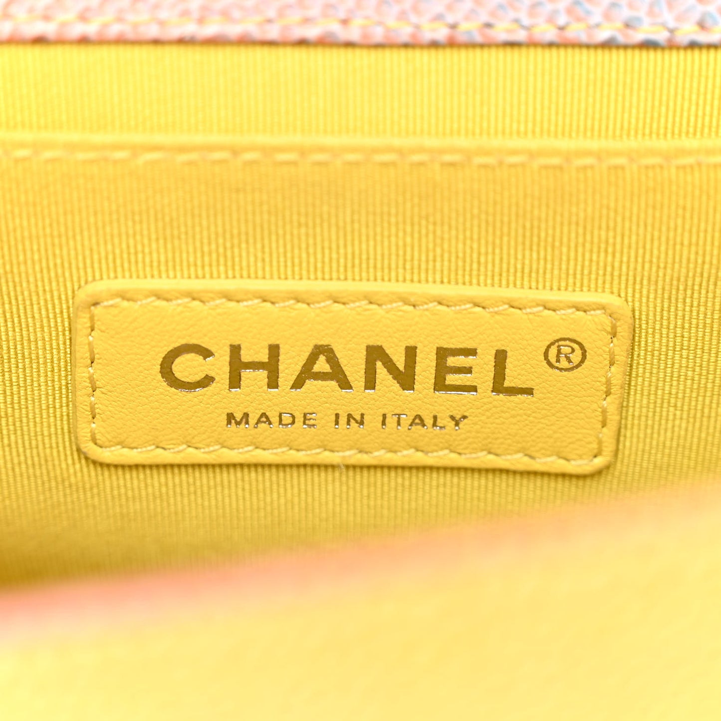 Caviar Quilted Medium Cuba Rainbow Boy Flap Multicolor