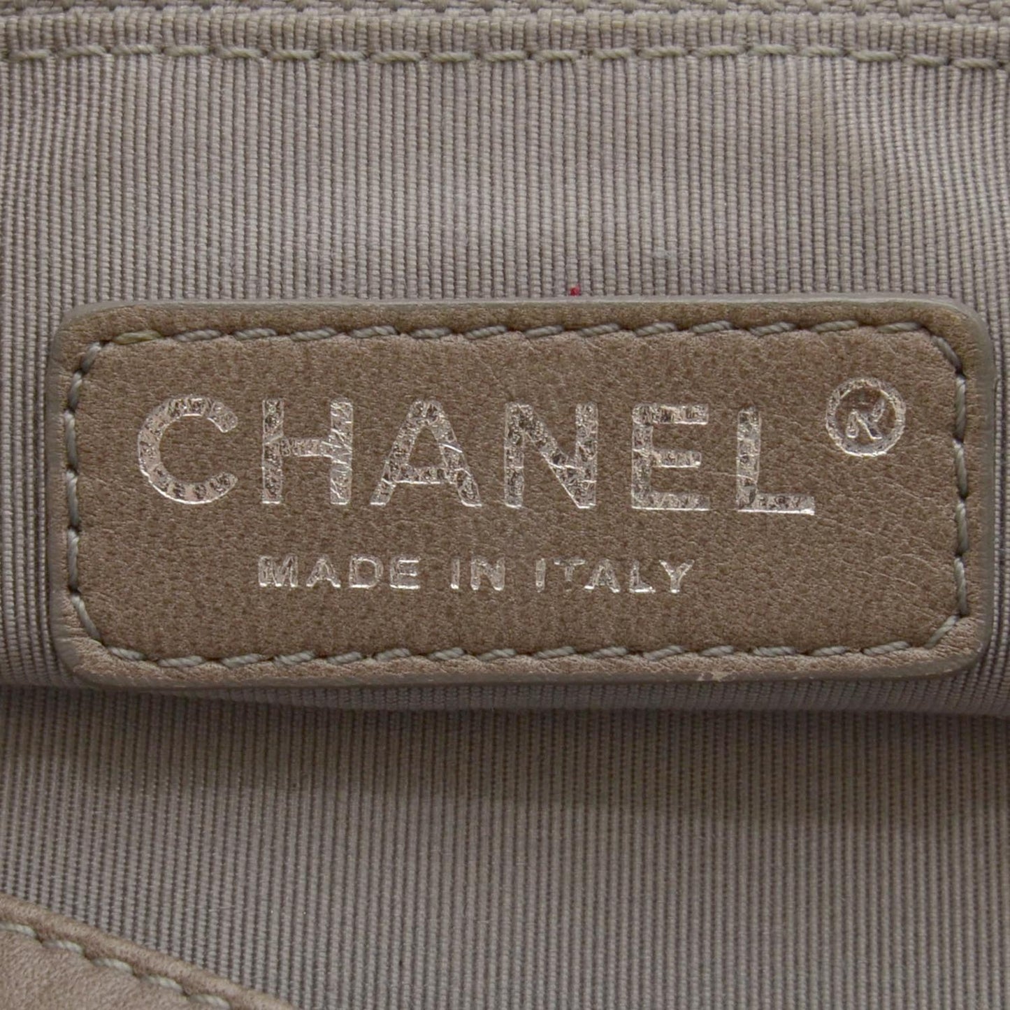 Leather Modern Chain Tote Metallic
