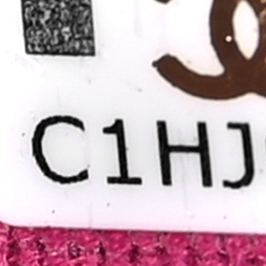 Caviar Quilted Compact Flap Wallet Pink