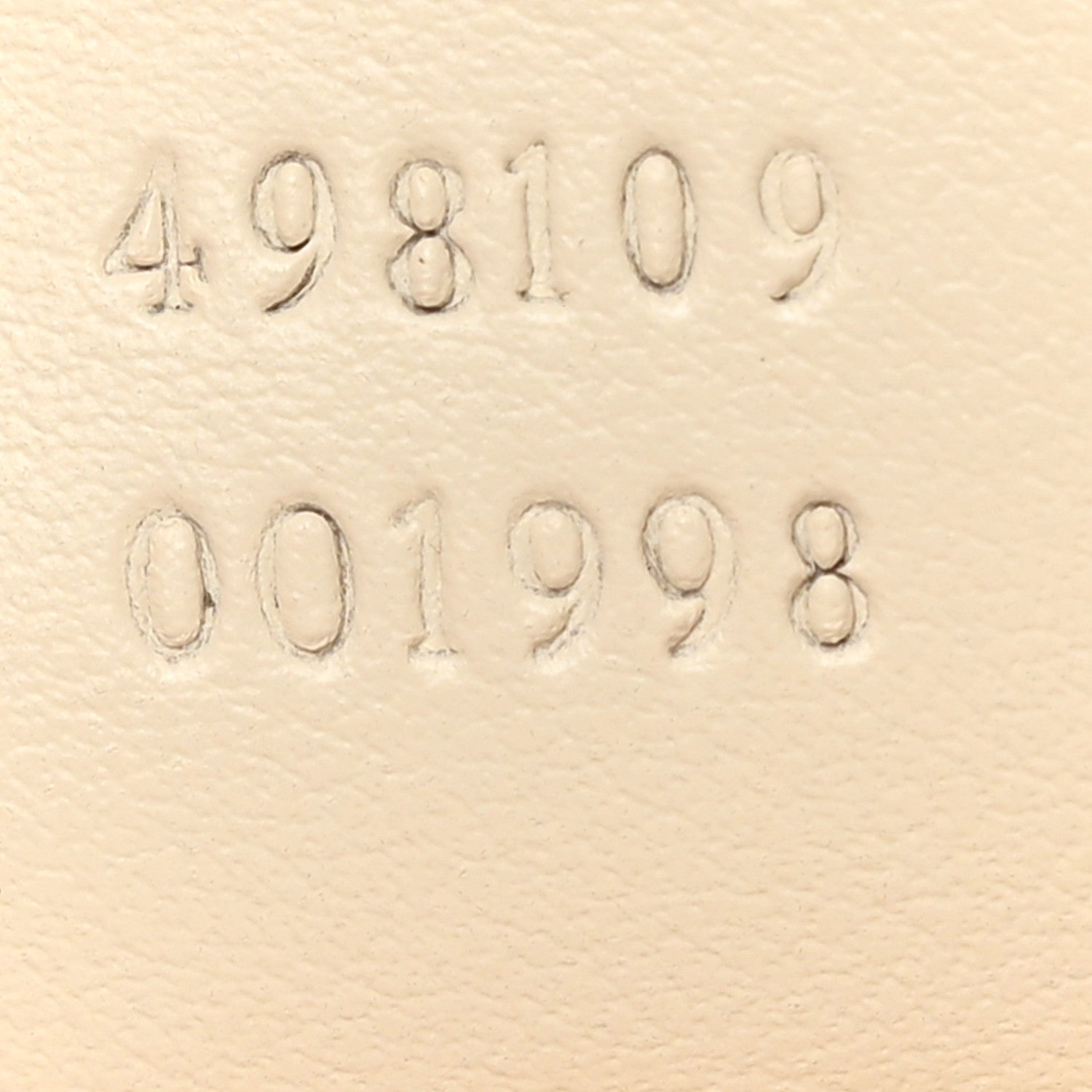 Gucci Calfskin Matelasse Medium GG Marmont Top Handle Shoulder Bag Mystic White 7 of 11