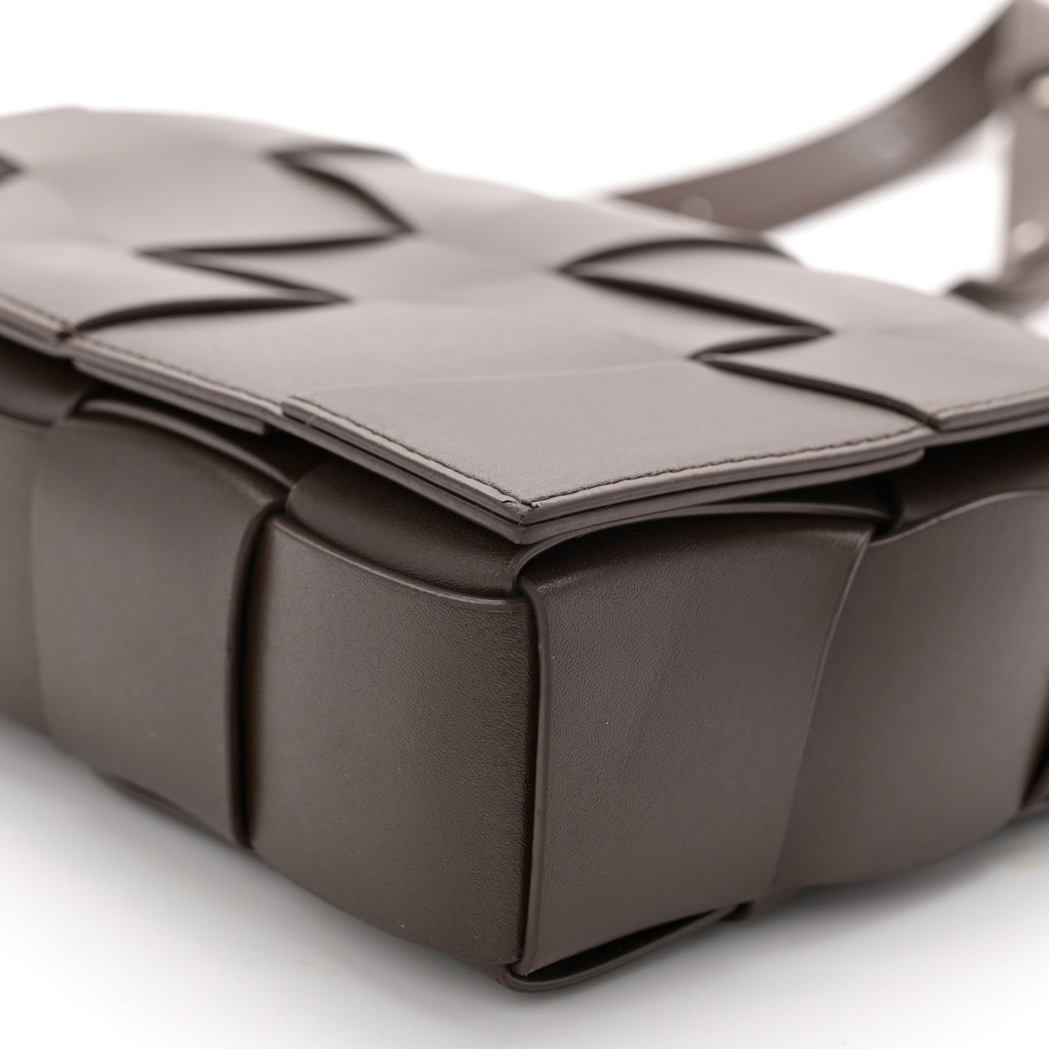 Bottega Veneta Lambskin Maxi Intrecciato Cassette Crossbody Bag Oxblod 10 of 10