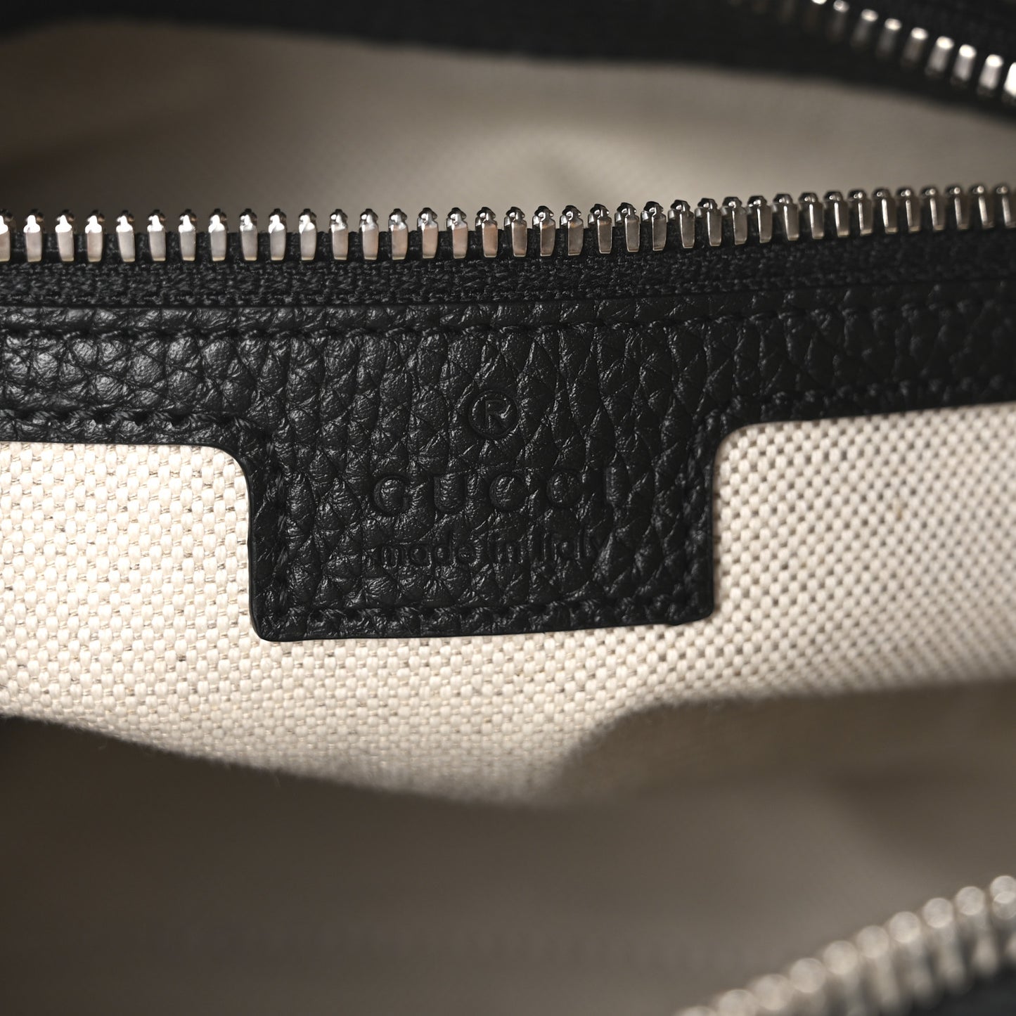 Piuma Calfskin Jumbo GG Embossed Medium Messenger Bag Black