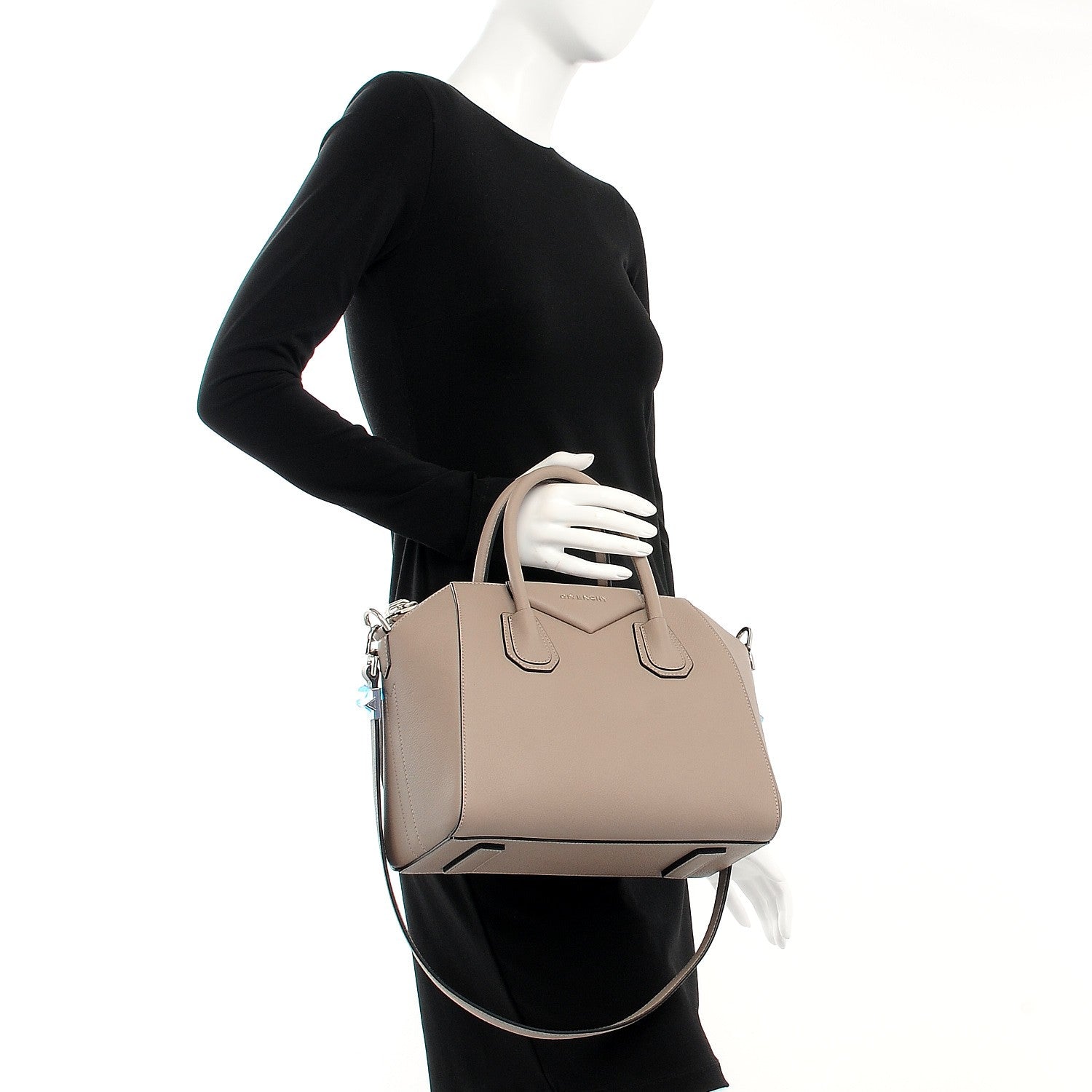 Givenchy Sugar Goatskin Small Antigona Mastic 3 of 8