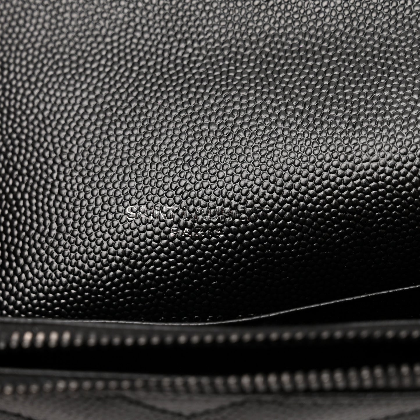 Grain De Poudre Matelasse Chevron Monochrome Monogram Envelope Chain Wallet Black