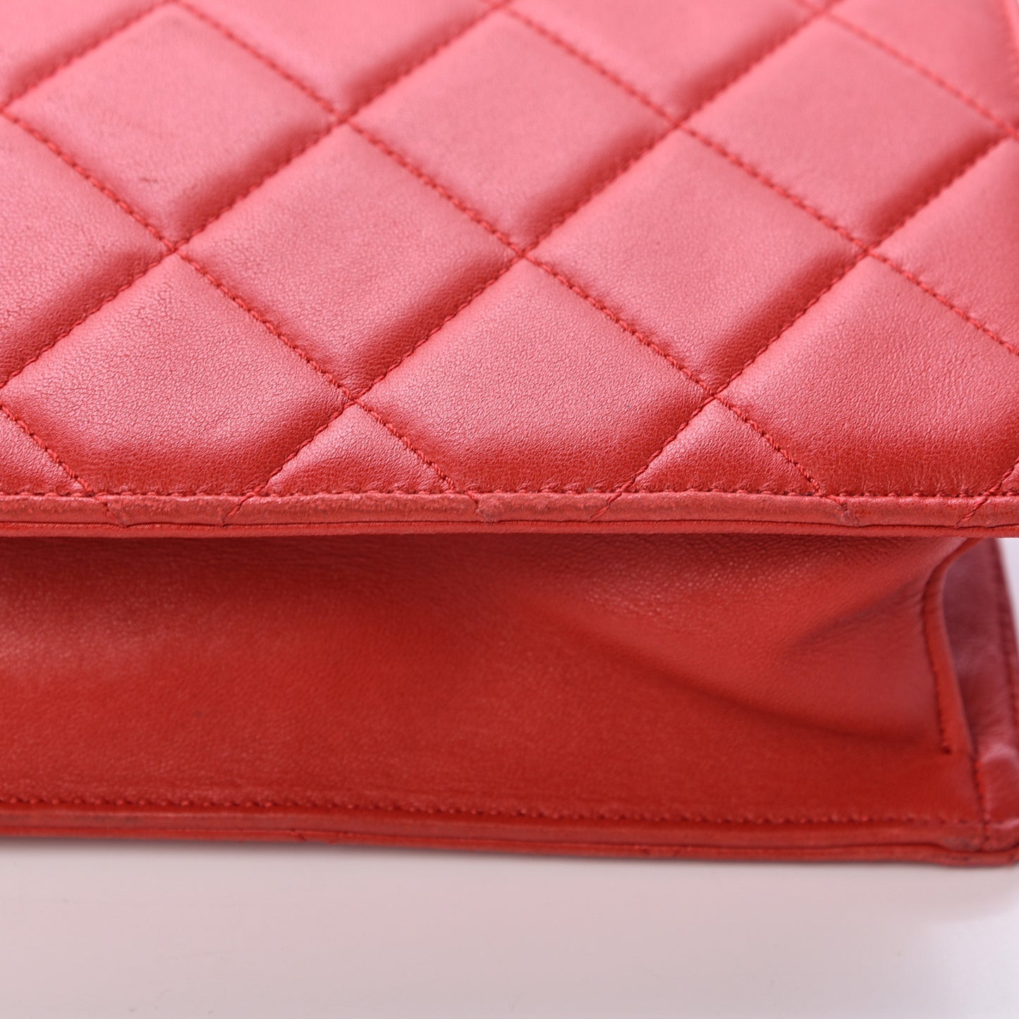 Lambskin Quilted Large Golden Class Flap Red