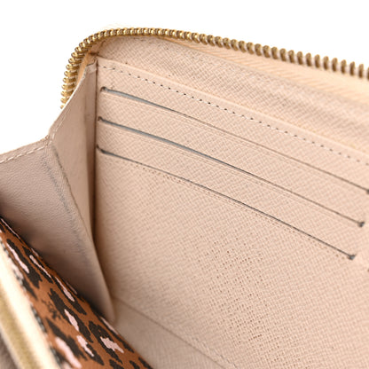 Louis Vuitton Monogram Giant Wild At Heart Zippy Wallet Creme 9 of 12