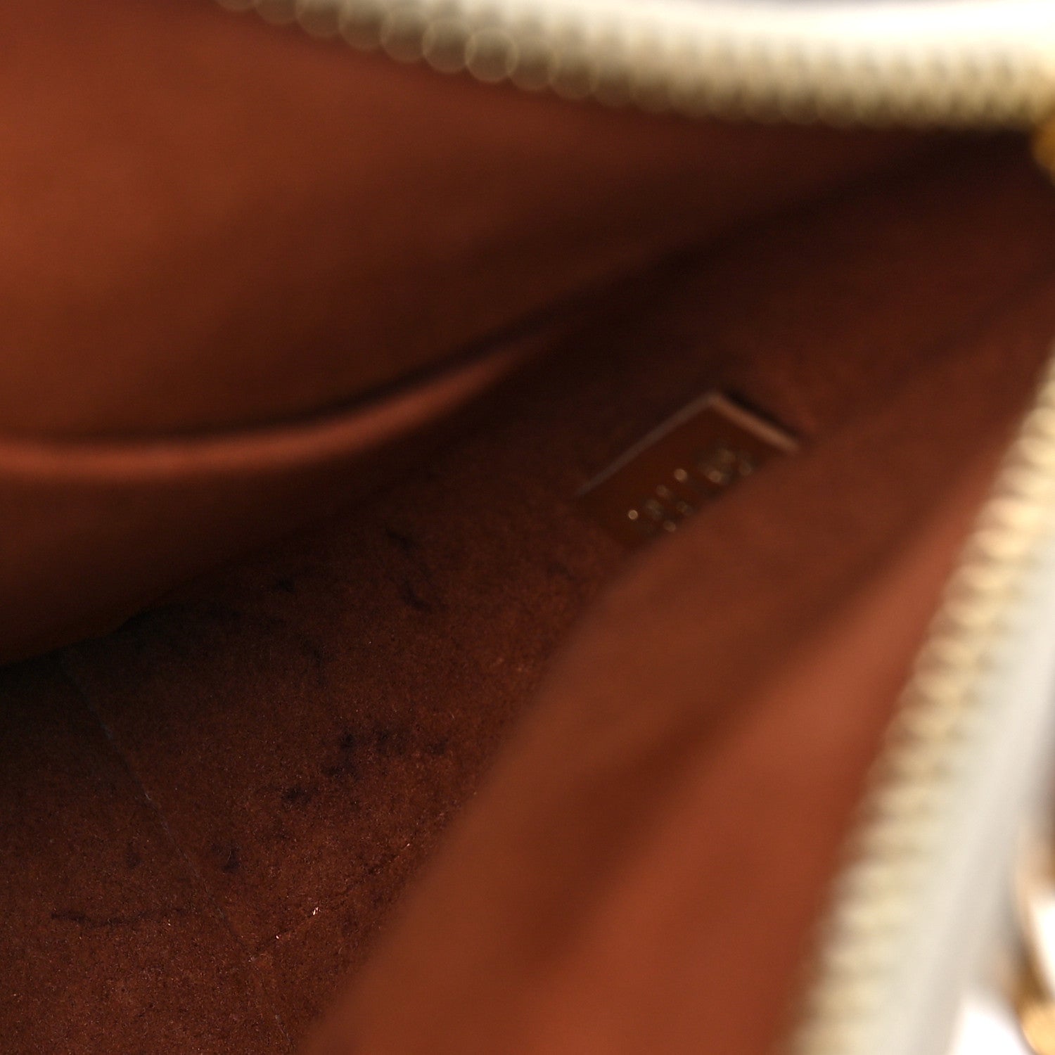 Louis Vuitton Monogram V Tote BB Creme 10 of 10