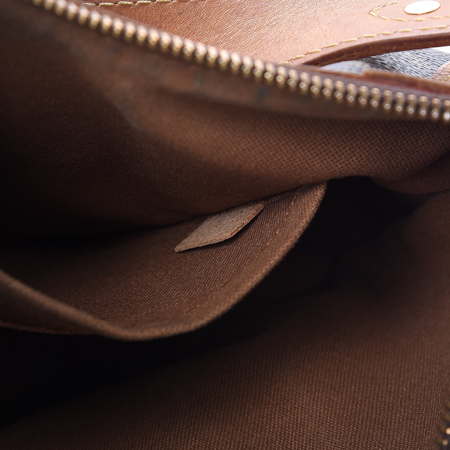 Louis Vuitton Monogram Thames PM 7 of 13