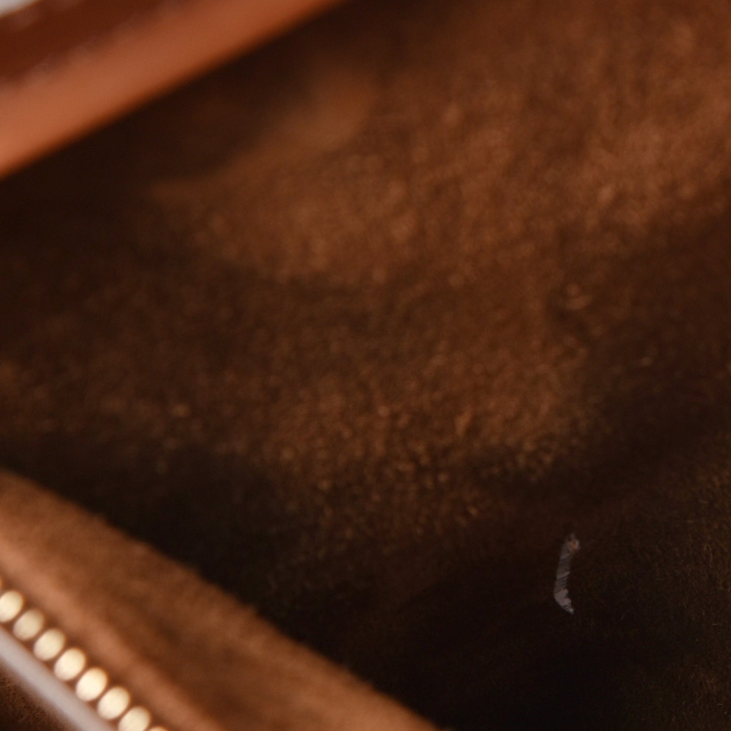 Natural Calfskin Medium Phantom Luggage Tan