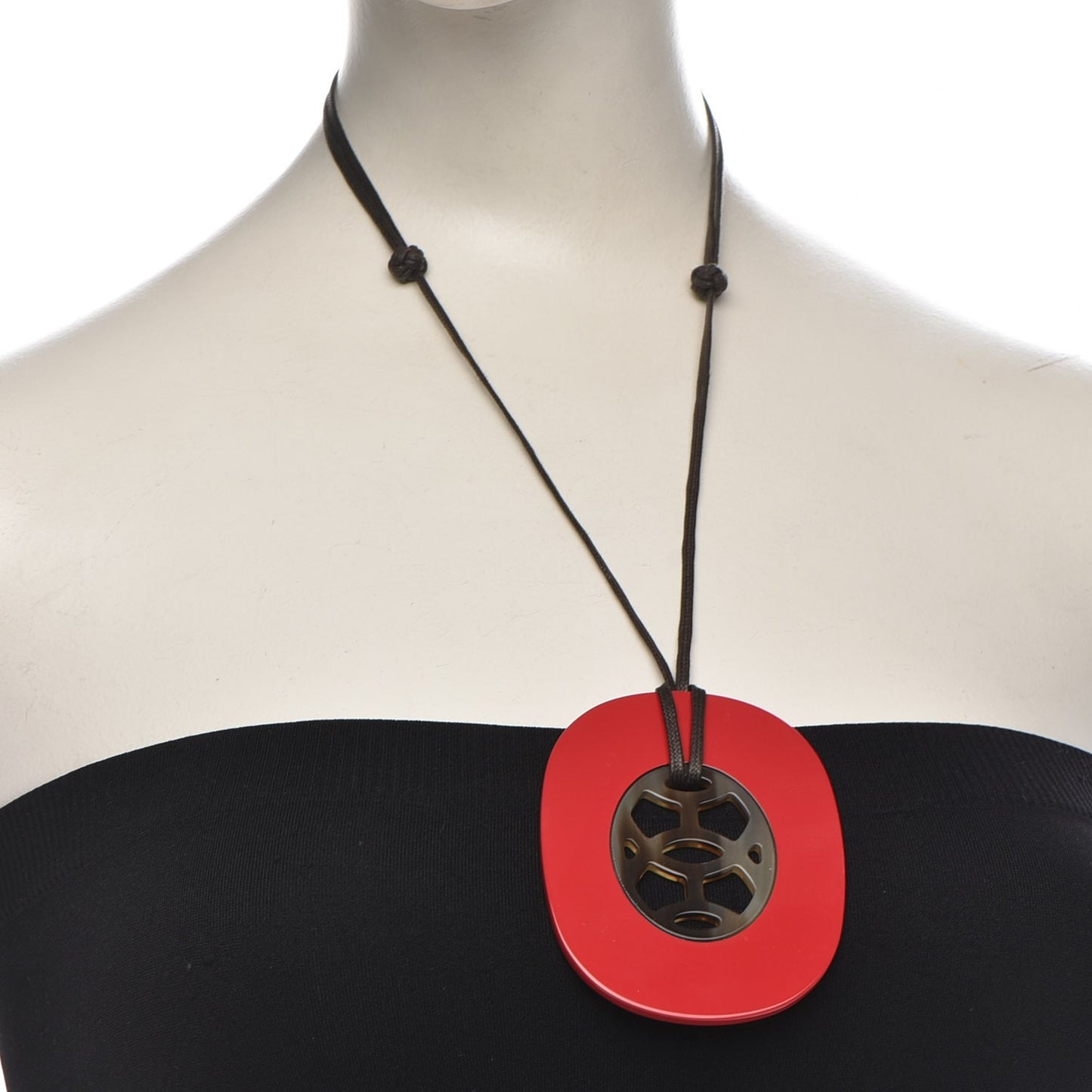 Buffalo Horn Lacquer Lift Necklace GM Rouge Carmin