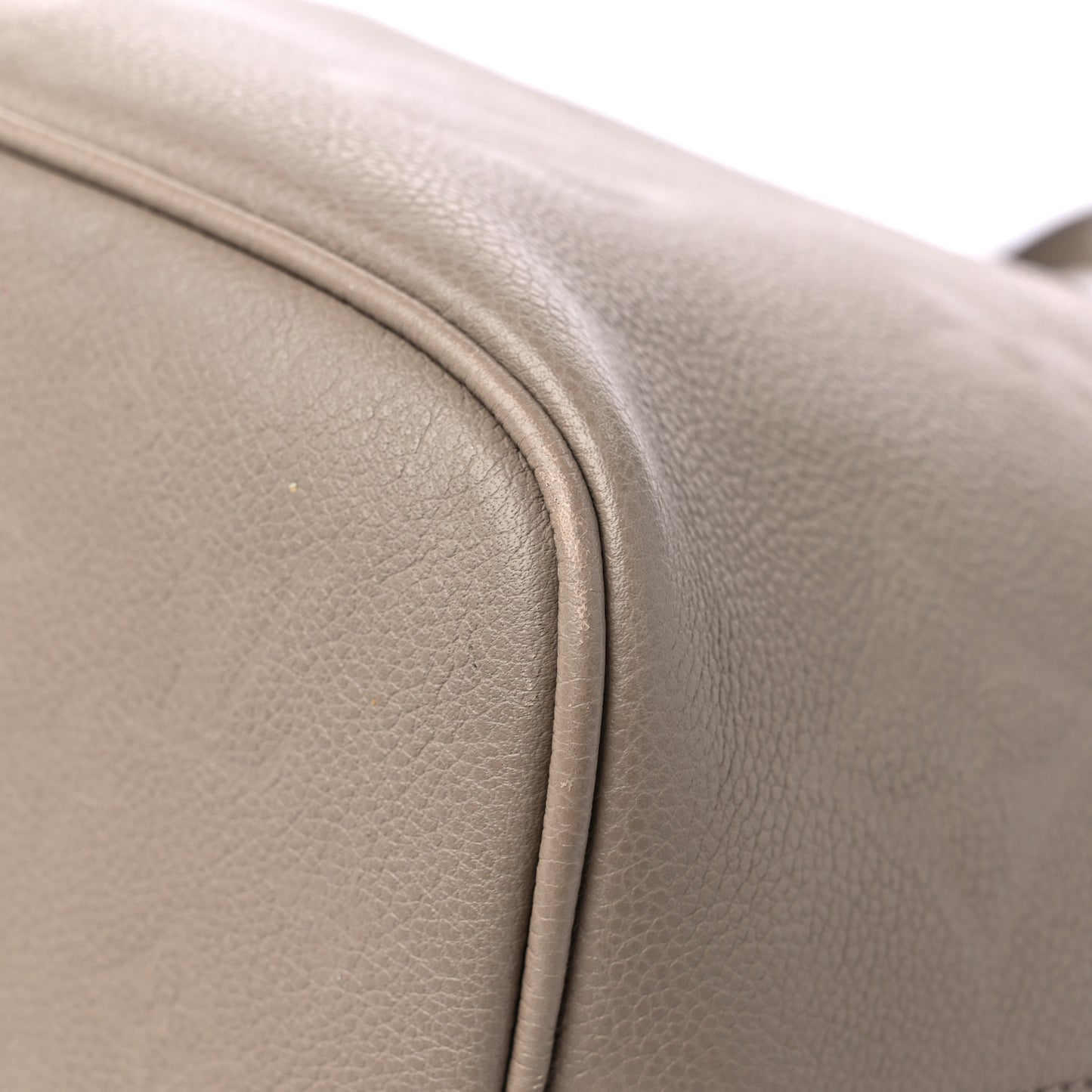 Empreinte Monogram Giant Neverfull MM Tourterelle