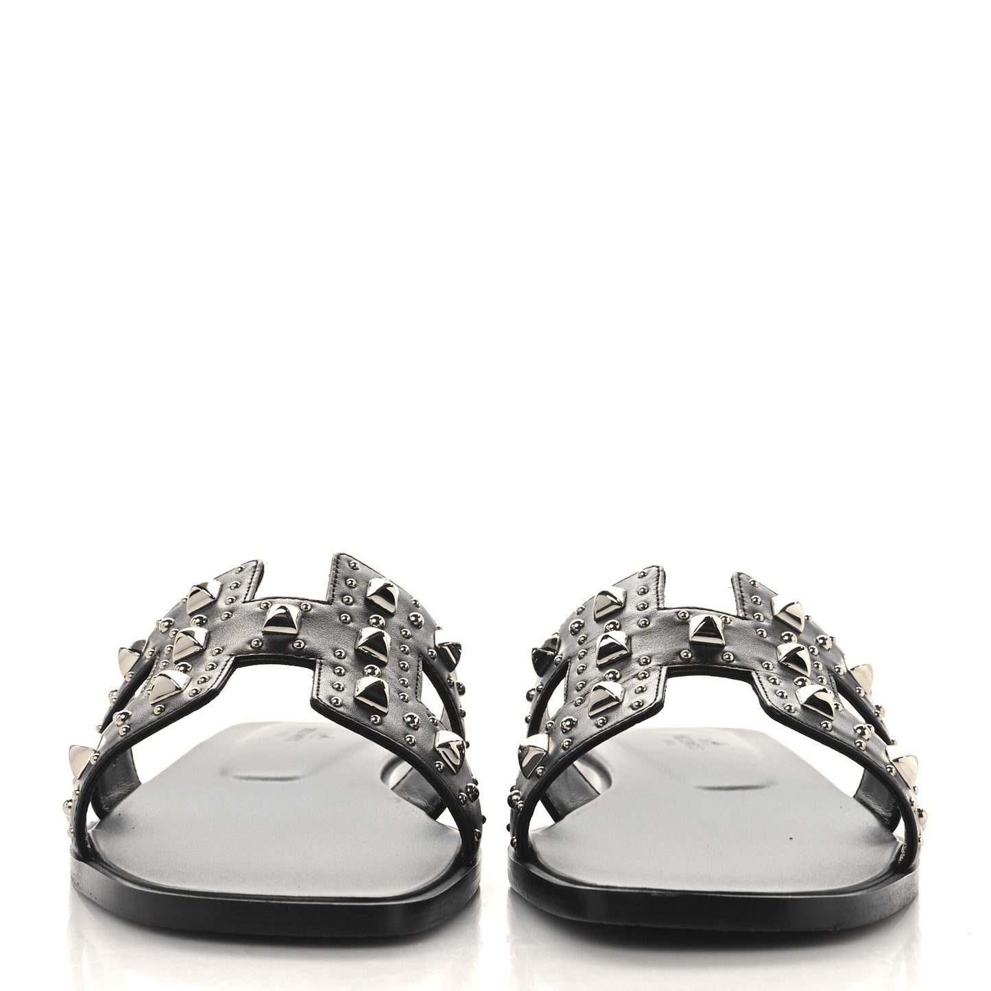 Calfskin Studded Oran Sandals 40 Black