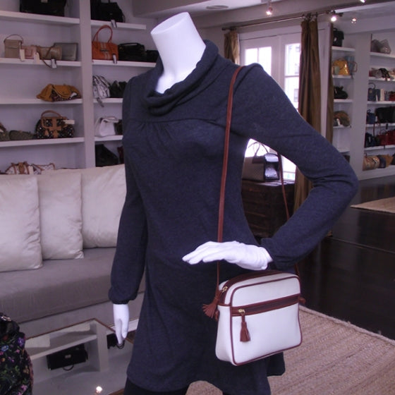 Bottega Veneta Leather Cross Body Bag 2 of 10