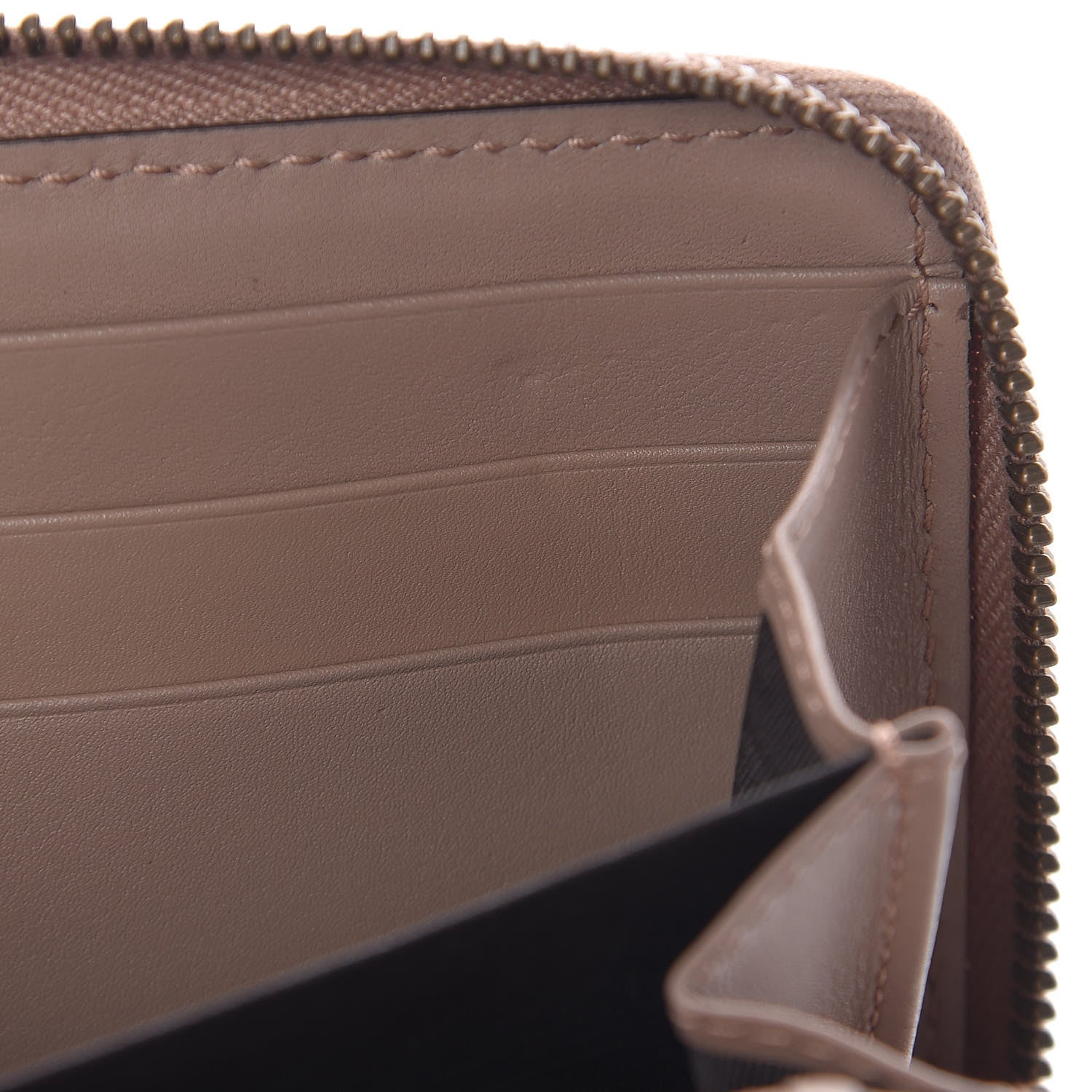 Gucci Calfskin Matelasse Pearly GG Marmont Zip Around Wallet Porcelain Rose 8 of 8