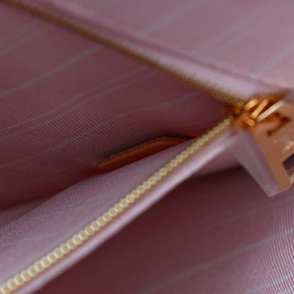 Louis Vuitton Monogram Giant By The Pool Onthego GM Light Pink 8 of 12