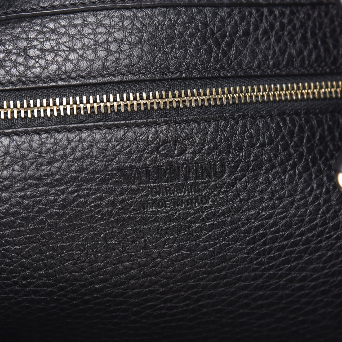 Pebbled Calfskin Small Rockstud Flip-Lock Messenger Bag Black