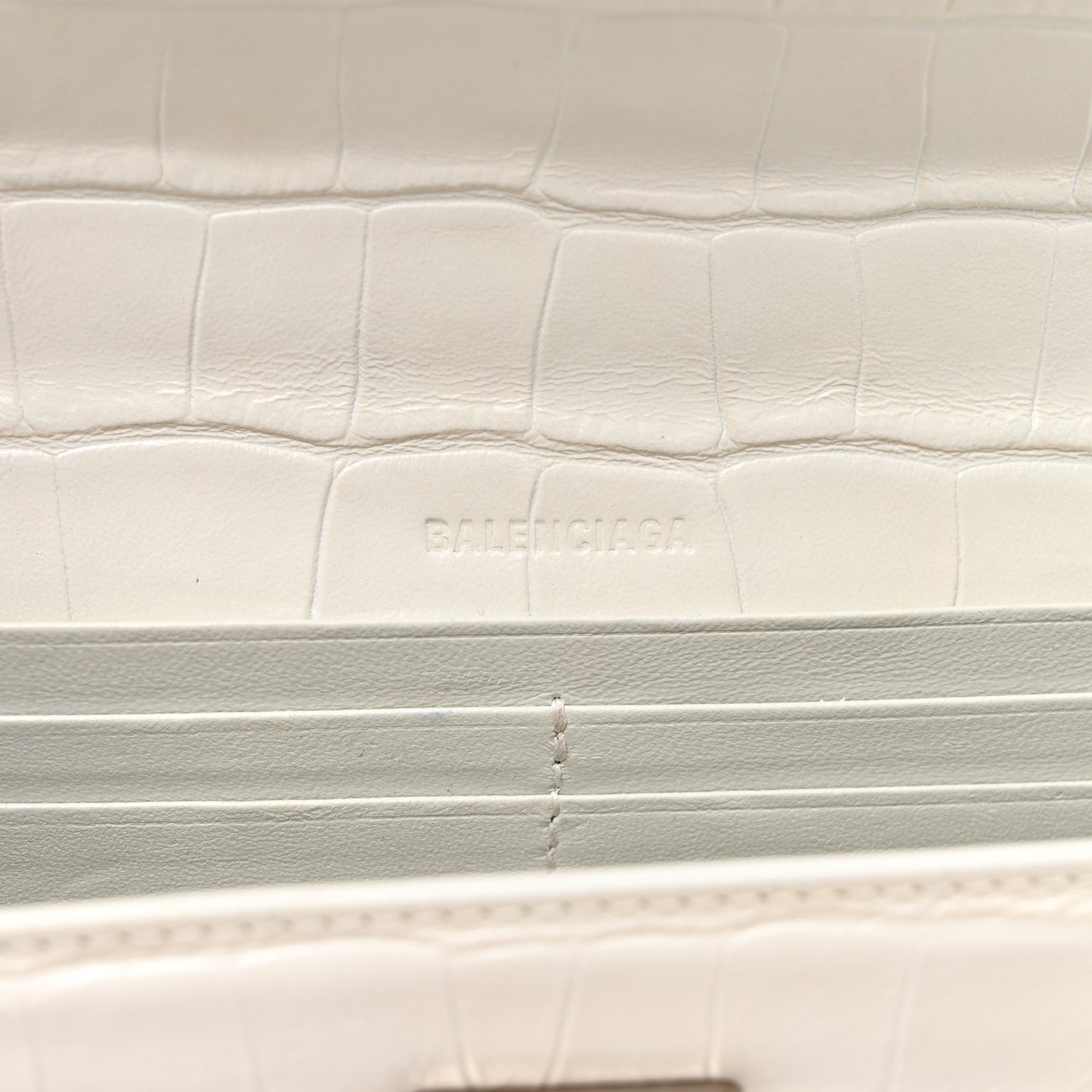 Extra Supple Calfskin Crocodile Embossed Gossip Chain Bag XS White