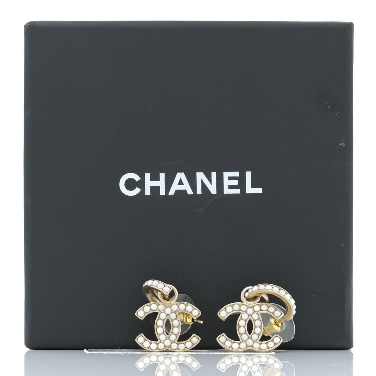 Pearl CC Hoop Drop Earring Gold