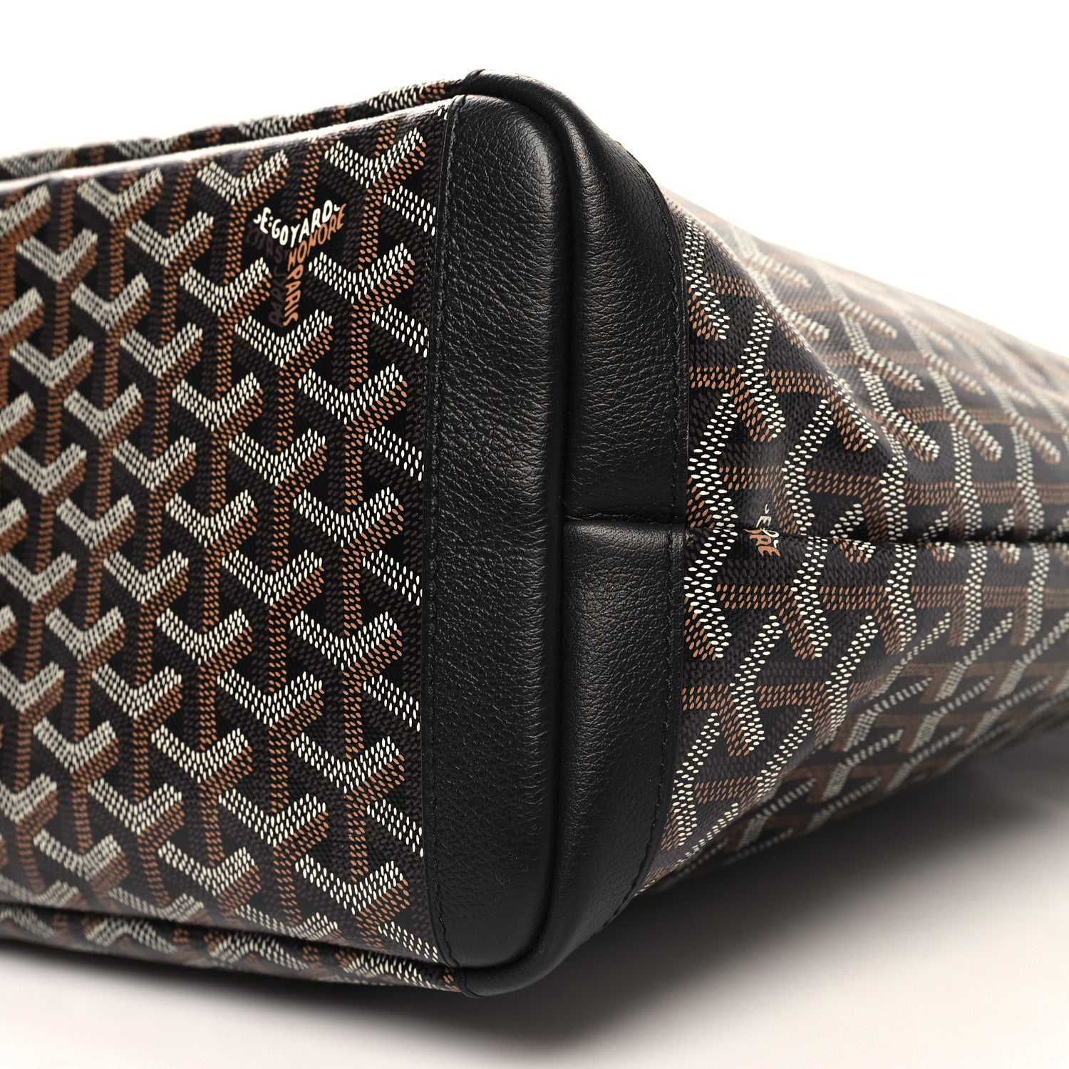 Goyard Goyardine Artois MM Black 9 of 10