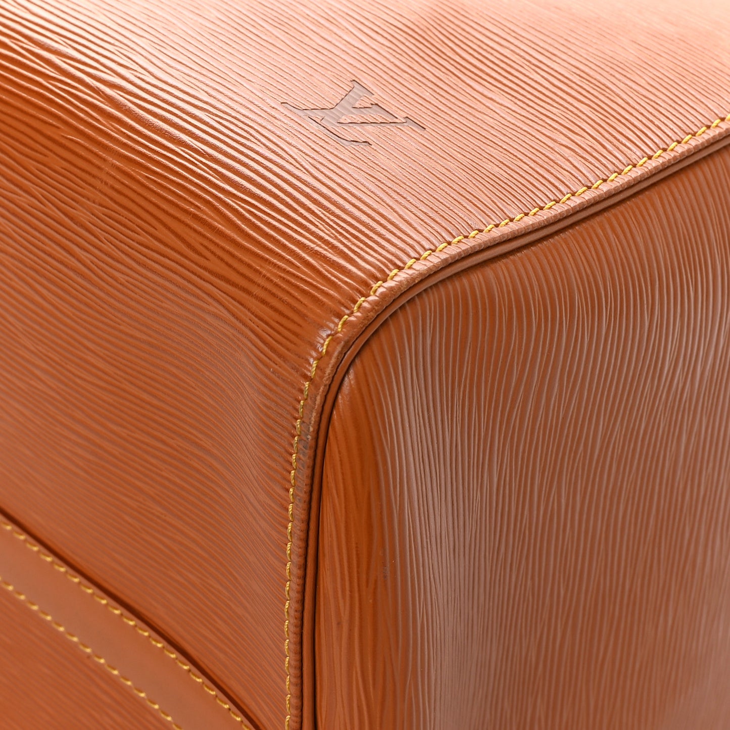 LOUIS VUITTON Epi Keepall 50 Cipango