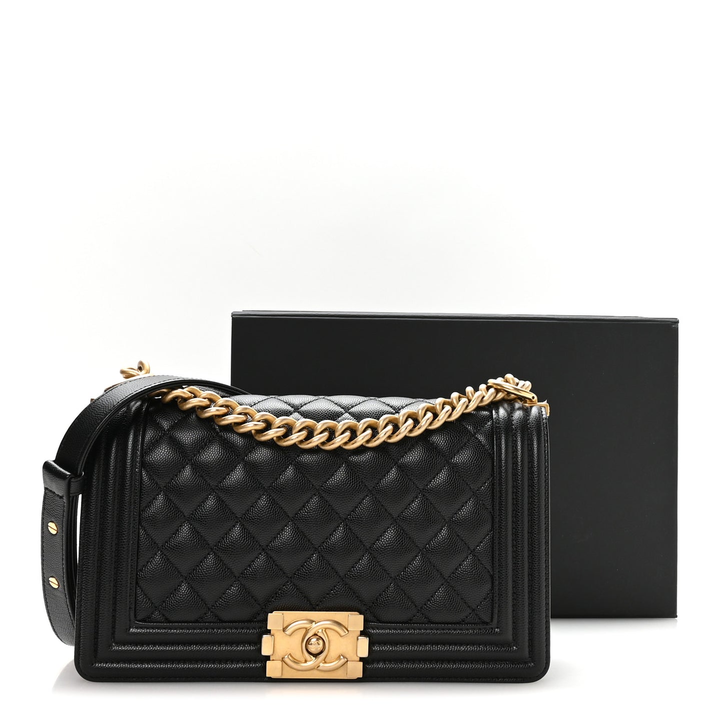 Caviar Quilted Medium Boy Flap Black