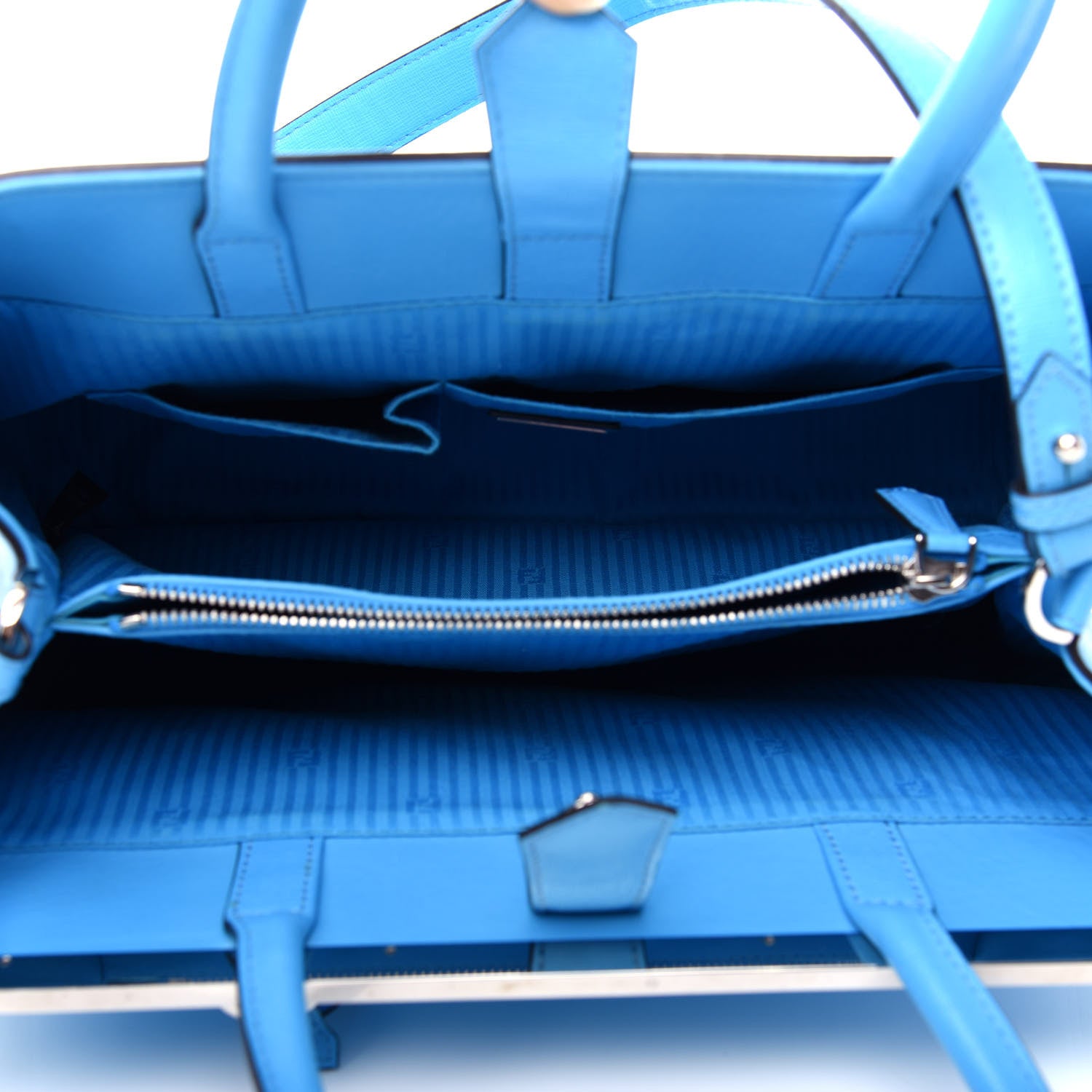 Fendi Vitello Elite Medium 2Jours Tote Maldives 5 of 9