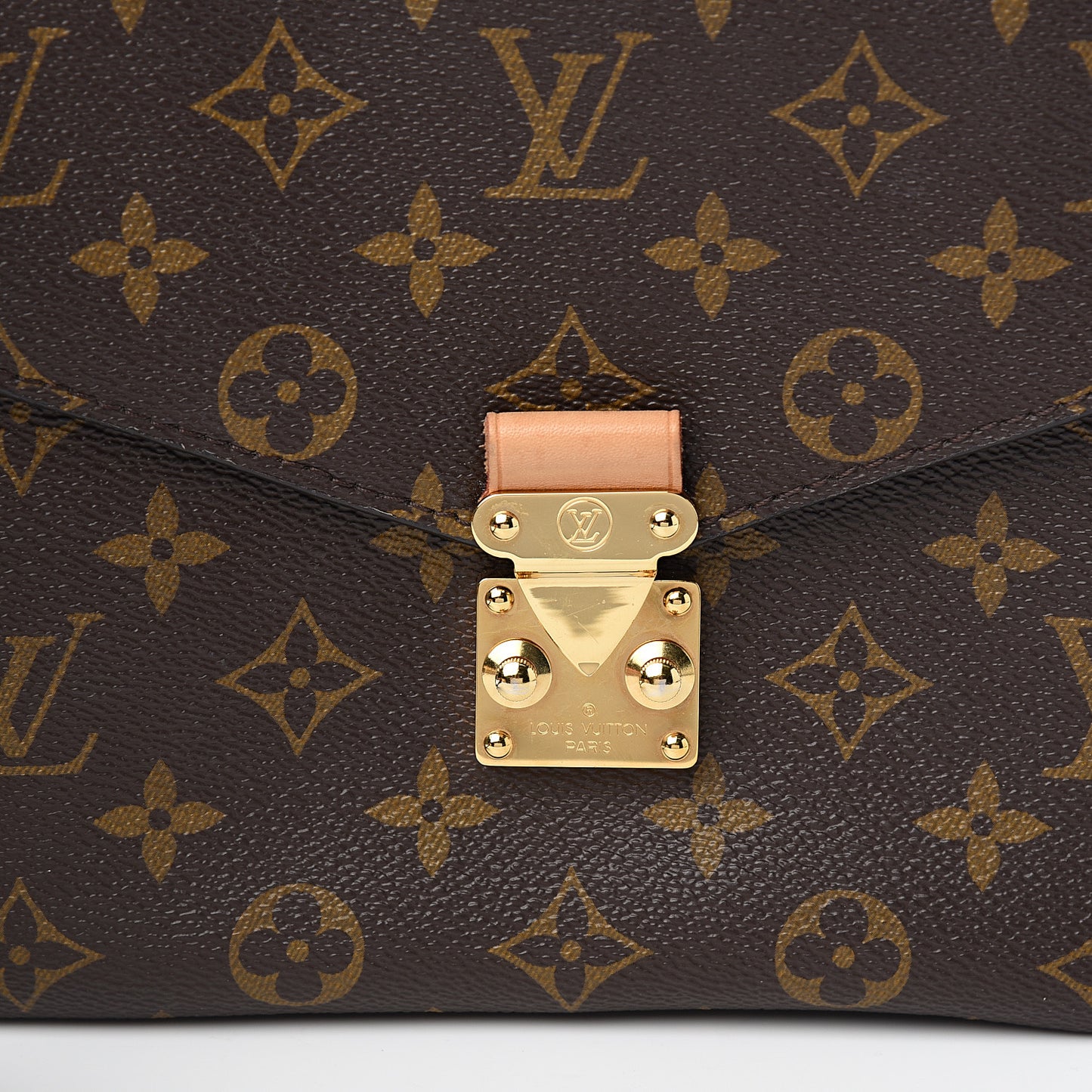 Monogram Pochette Metis