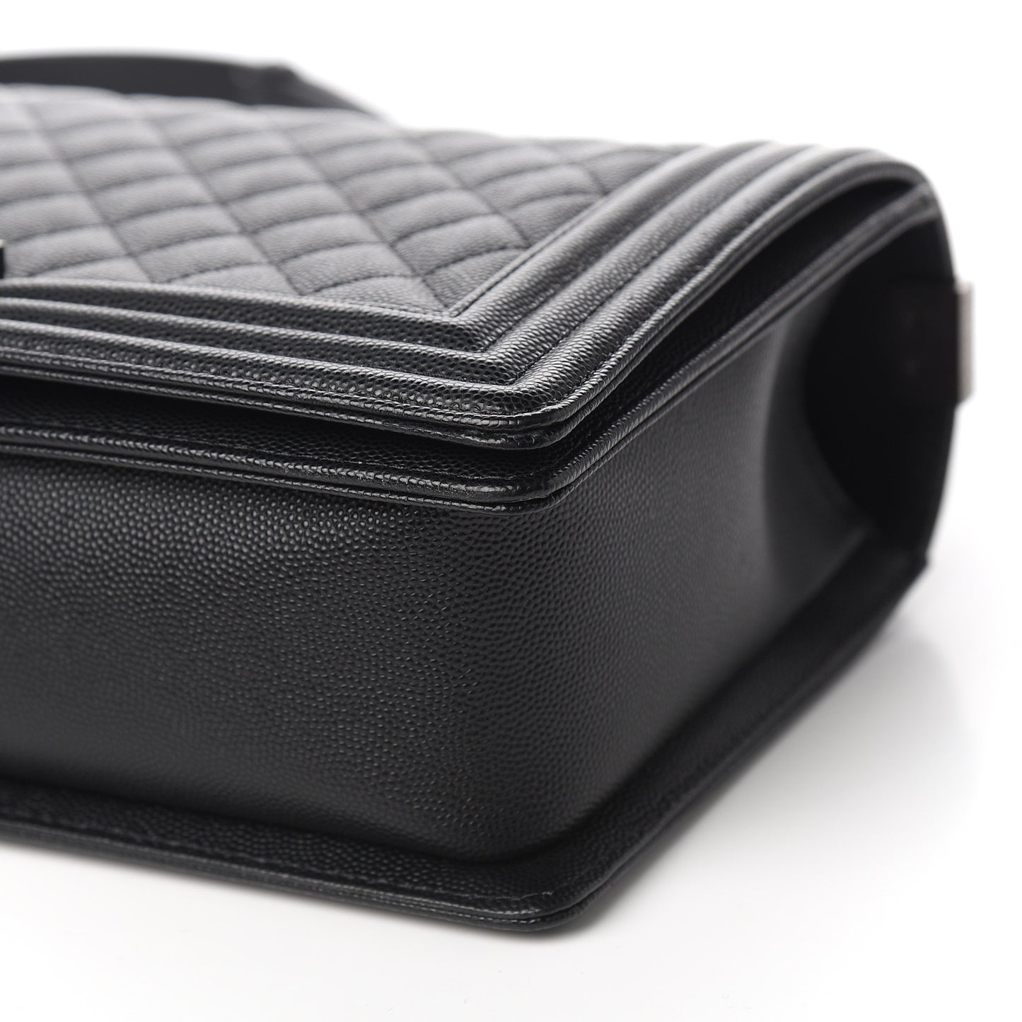 Caviar Quilted New Medium Boy Flap Black